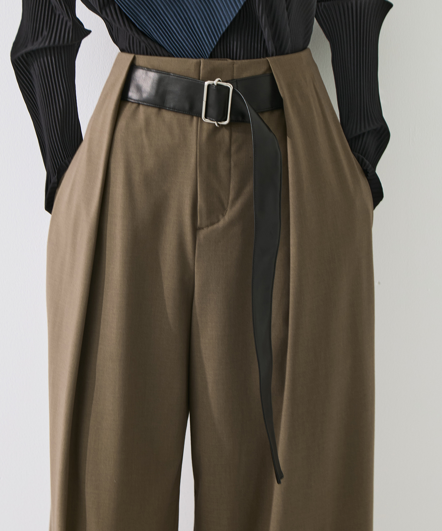 Belted Trousers STUDIOUS