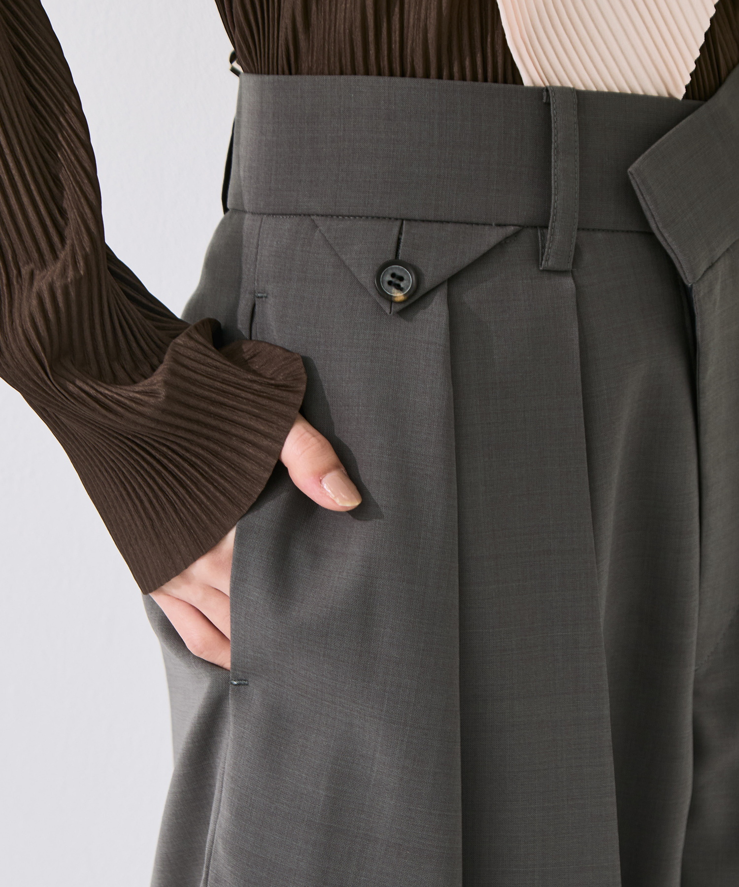 Sheer Double Tucked Trousers STUDIOUS