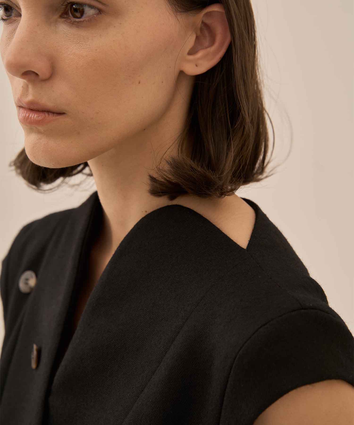 Sesilia dress AKIRANAKA
