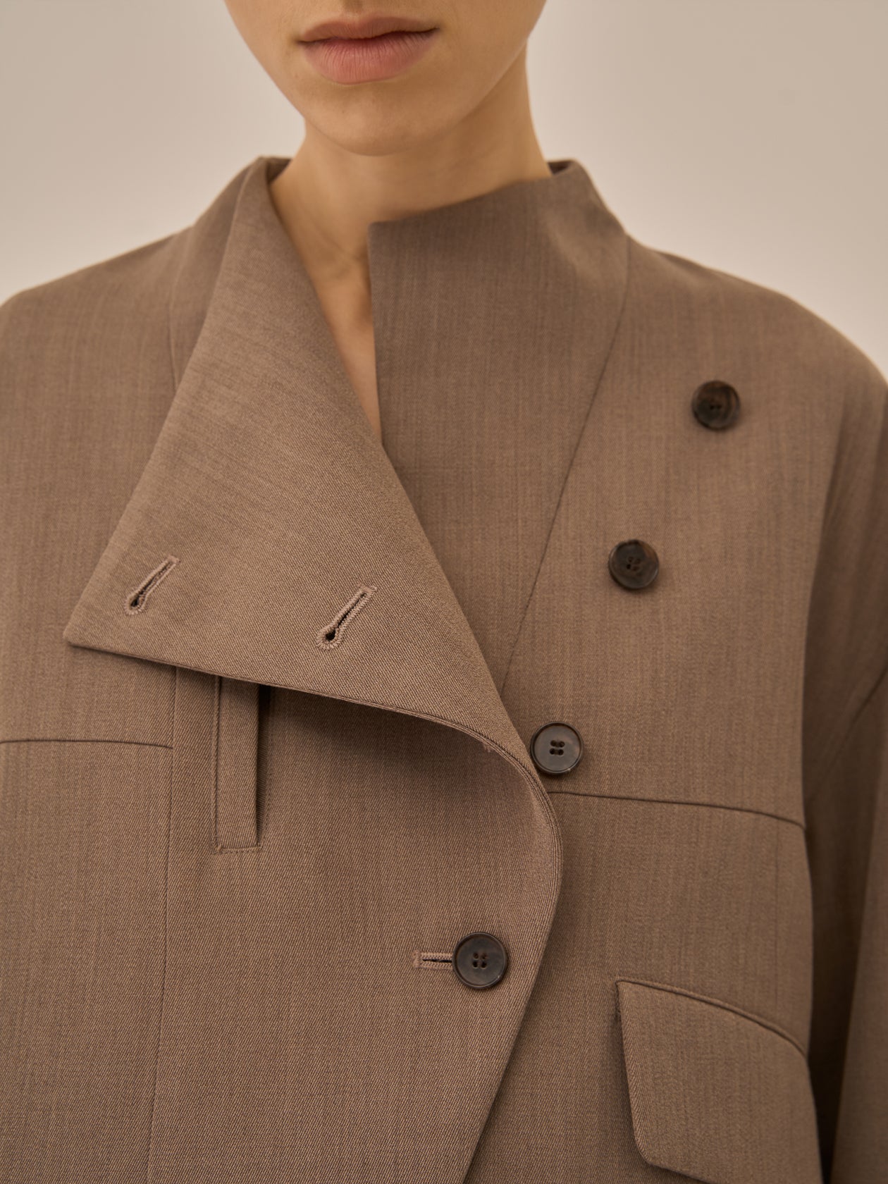 Helmina blouson AKIRANAKA