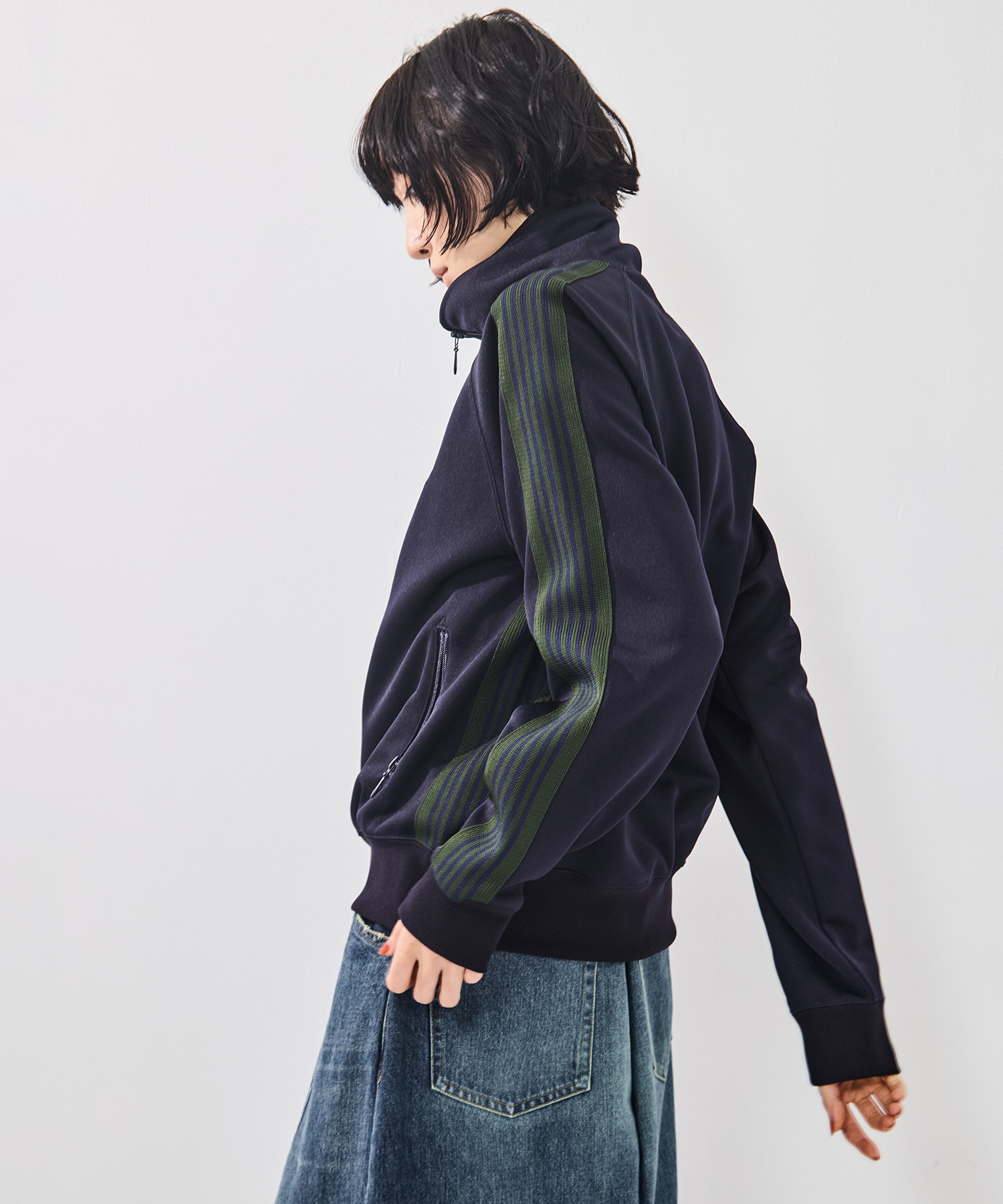 Track Jacket Poly smooth Needles