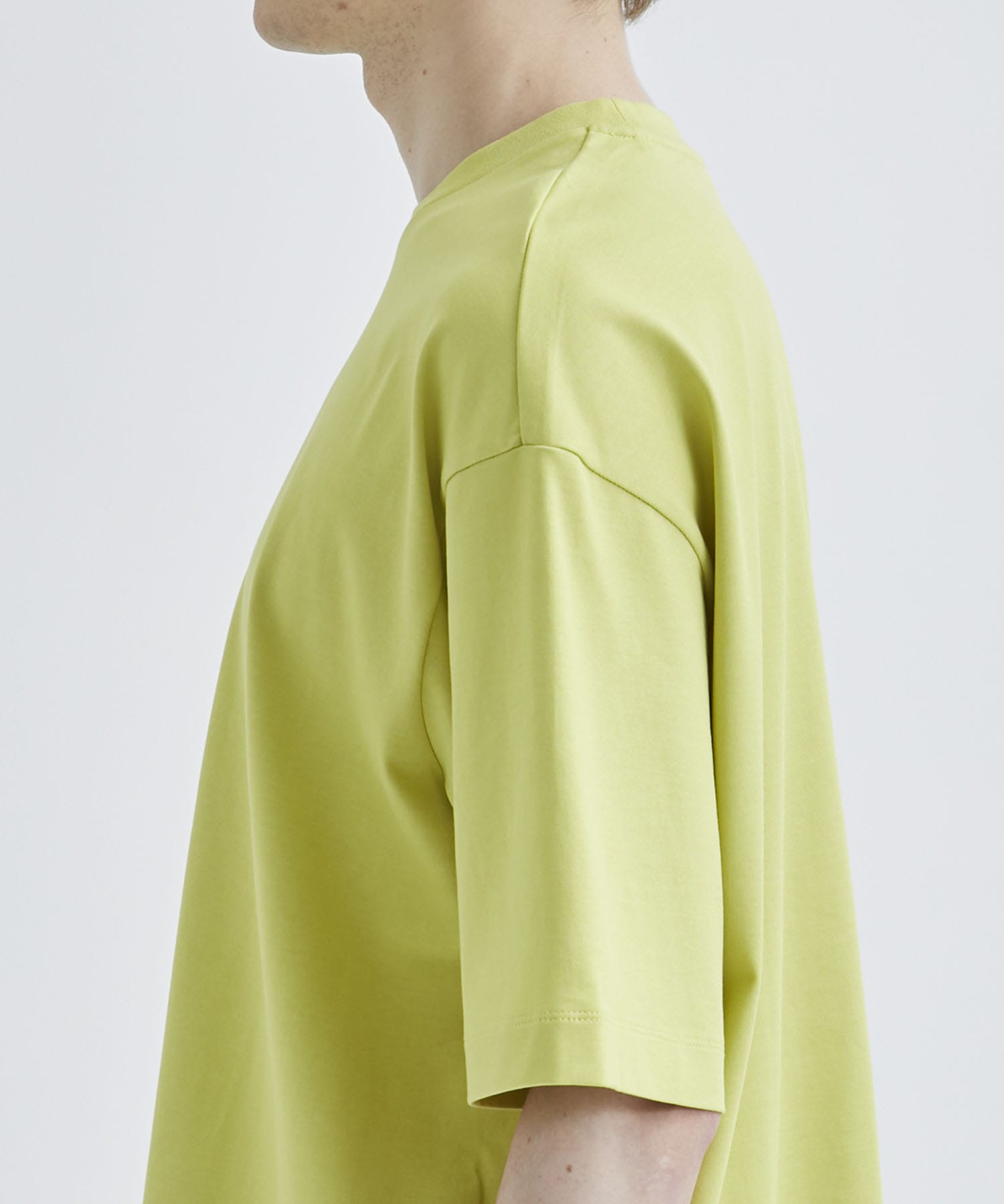 <CITY>BIG TEE STUDIOUS