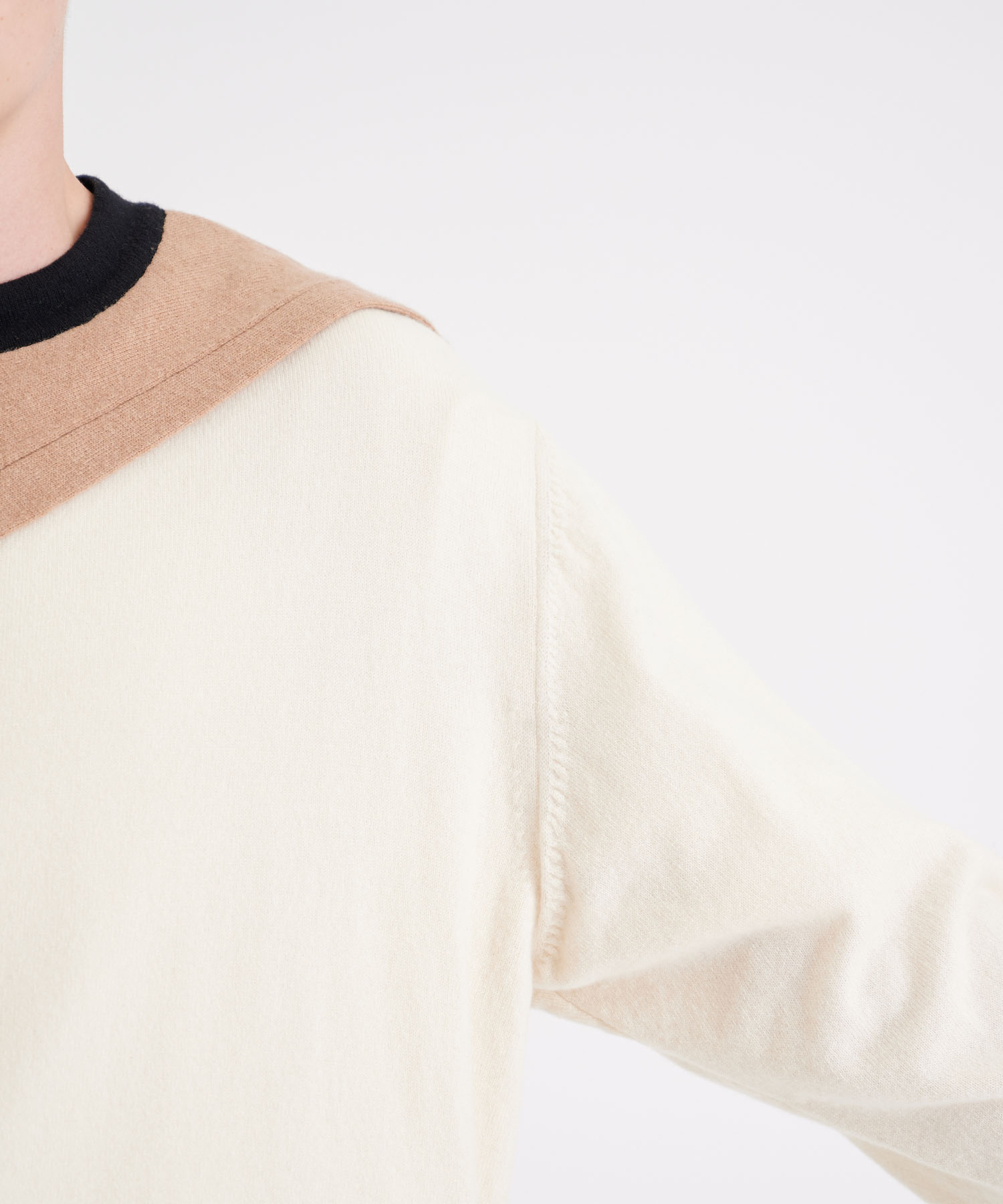 LAYERED BICOLOR KNIT ｜ CULLNI