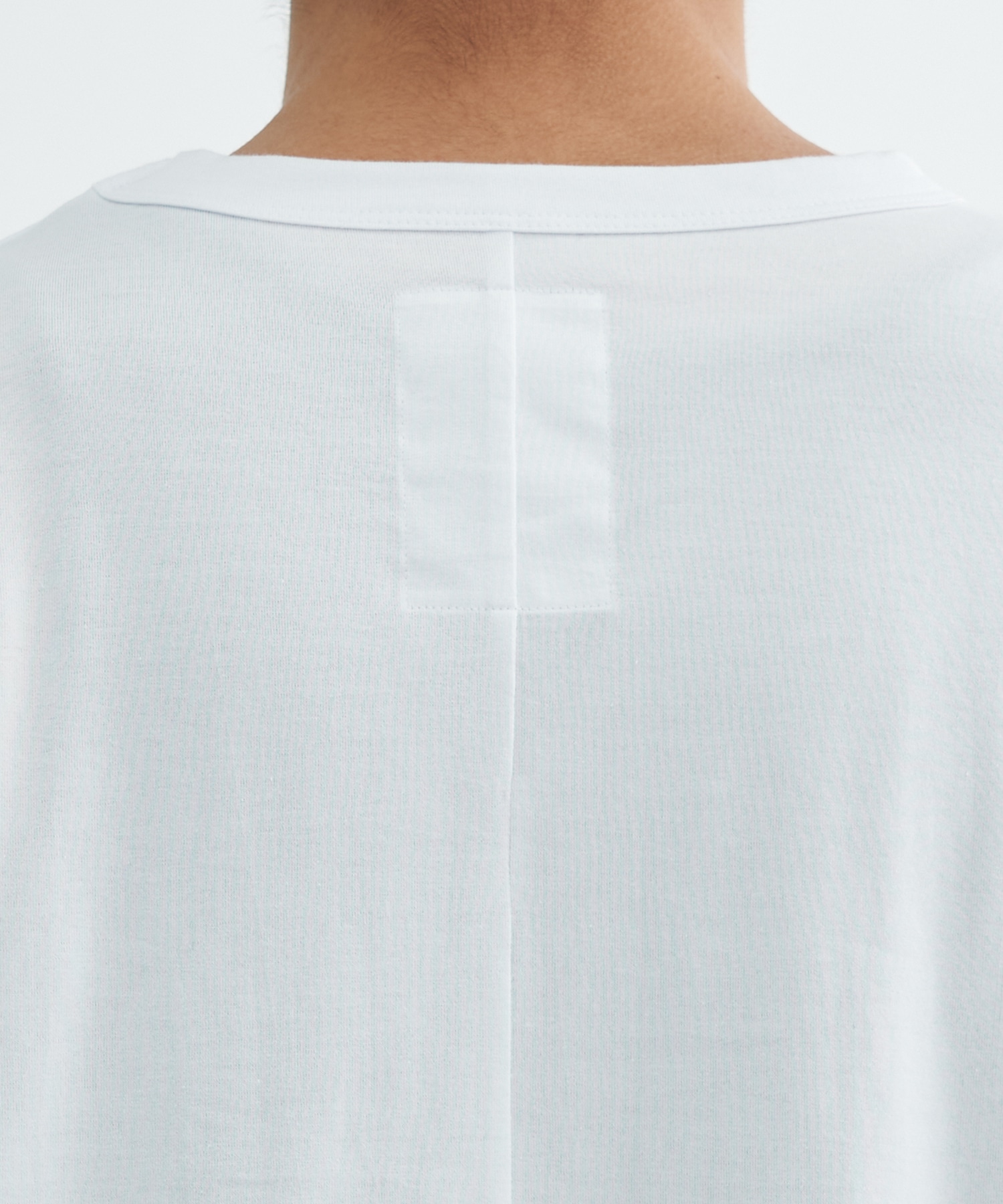 BIRD FEATHER S/S BIG T SHAREEF