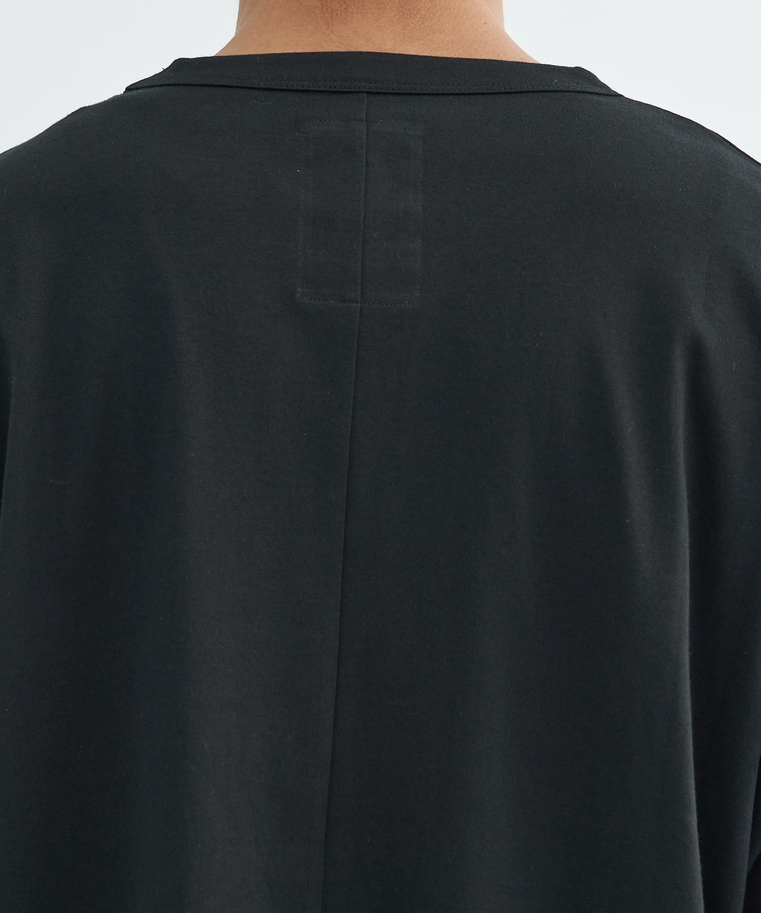 BIRD FEATHER S/S BIG T SHAREEF