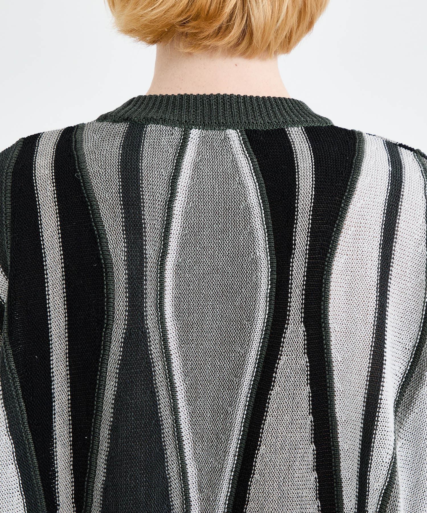 7G FEATHER STRIPE KNIT PULLOVER(1 GREY): Children of the discordance ...