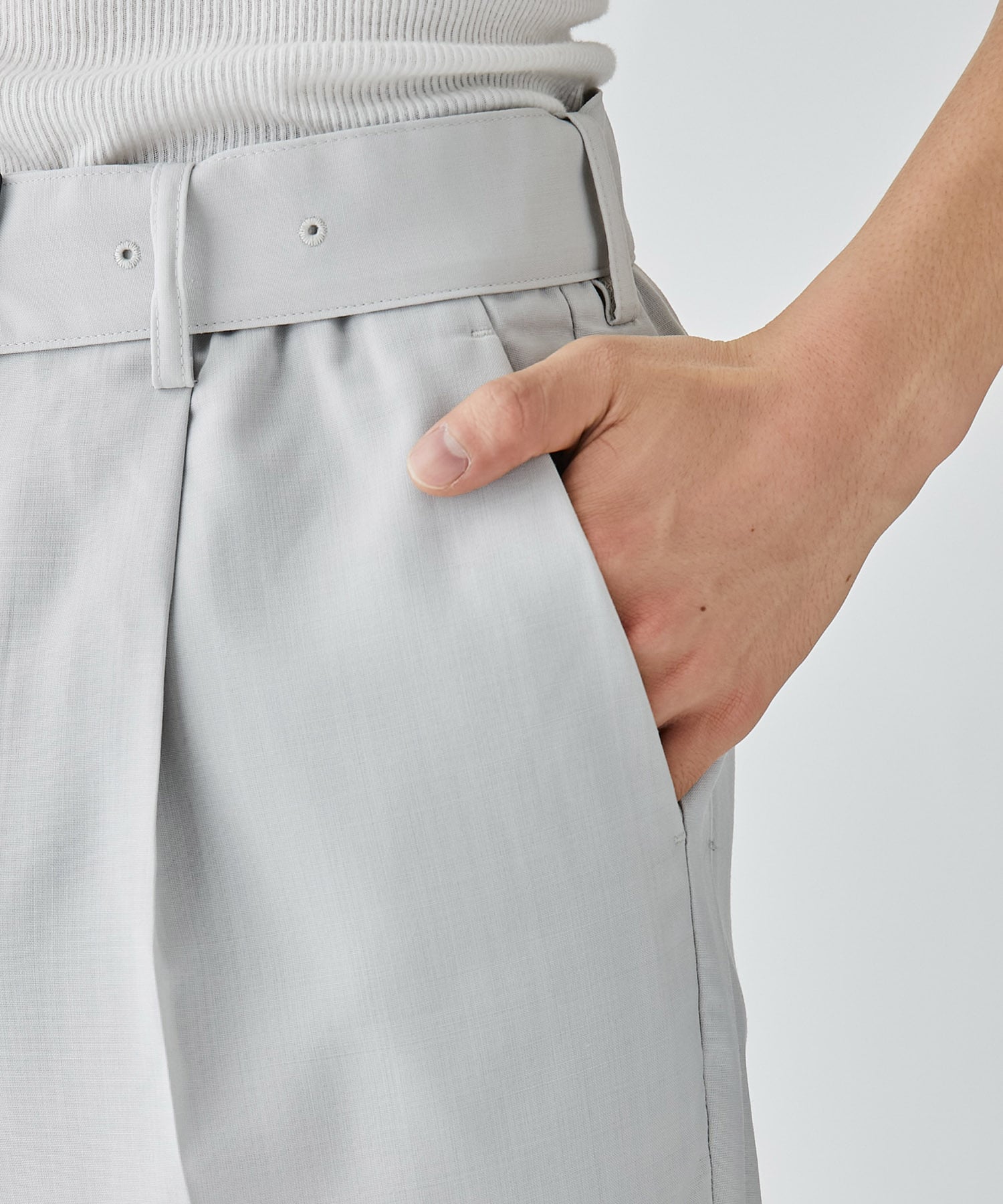 BELTED SLACKS｜CITY