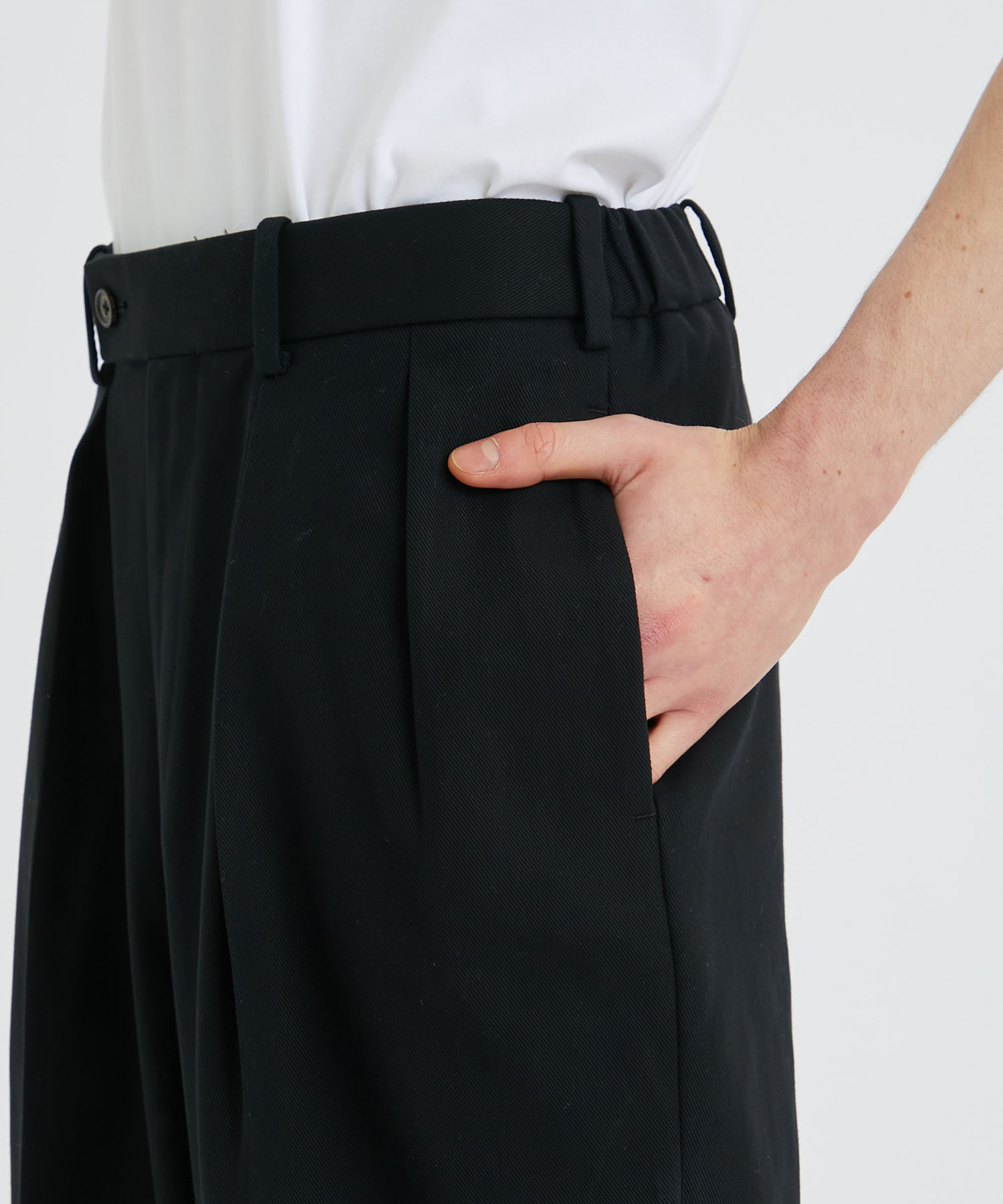 大人気新作 MARKAWARE 2022AW TROUSERS PLEATED DOUBLE スラックス