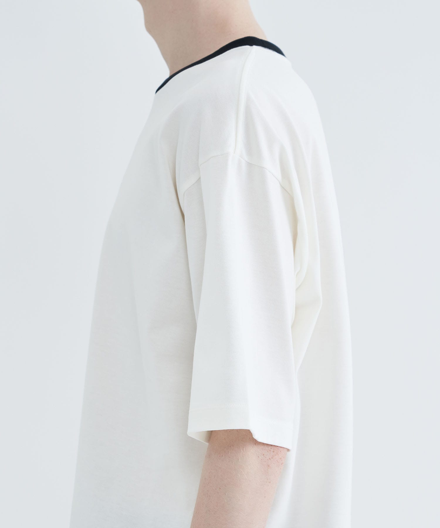 STUDIOUS刺繍ロゴS/S Tee STUDIOUS