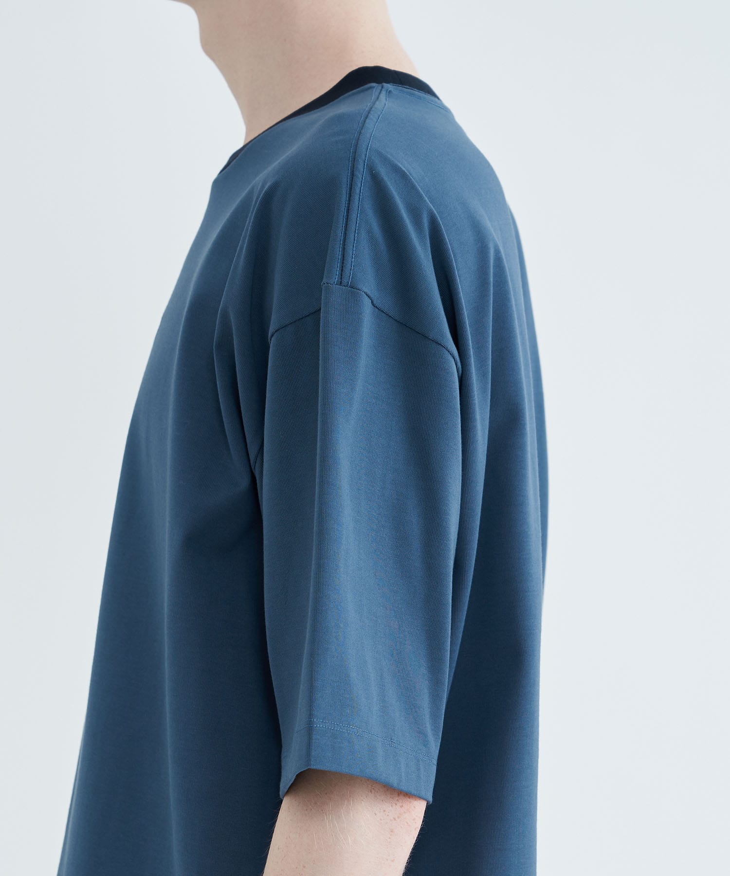 STUDIOUS刺繍ロゴS/S Tee STUDIOUS