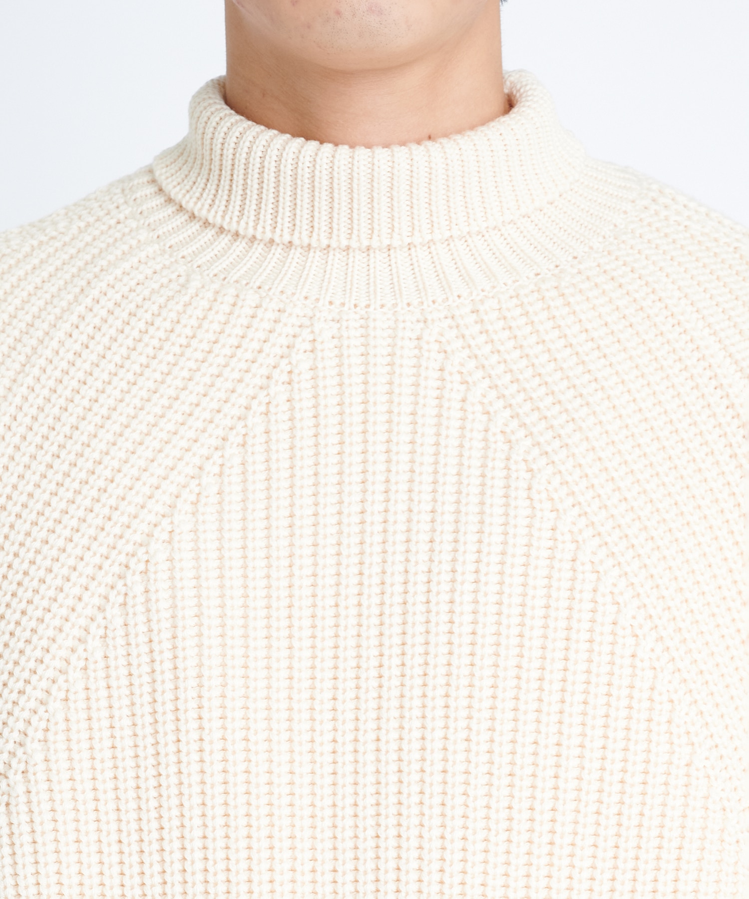 SIGNATURE TURTLE NECK | BATONER