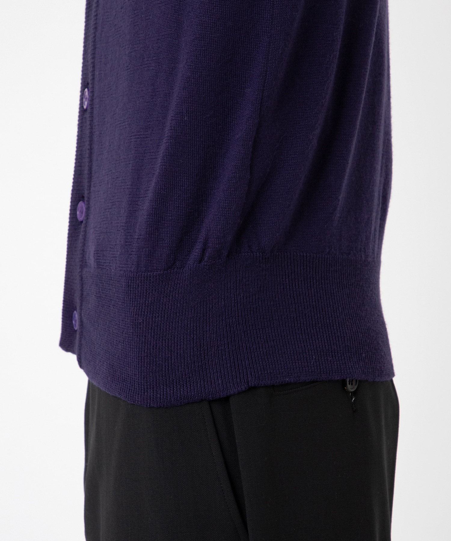 Standard Vneck Knit Cardigan Allege.