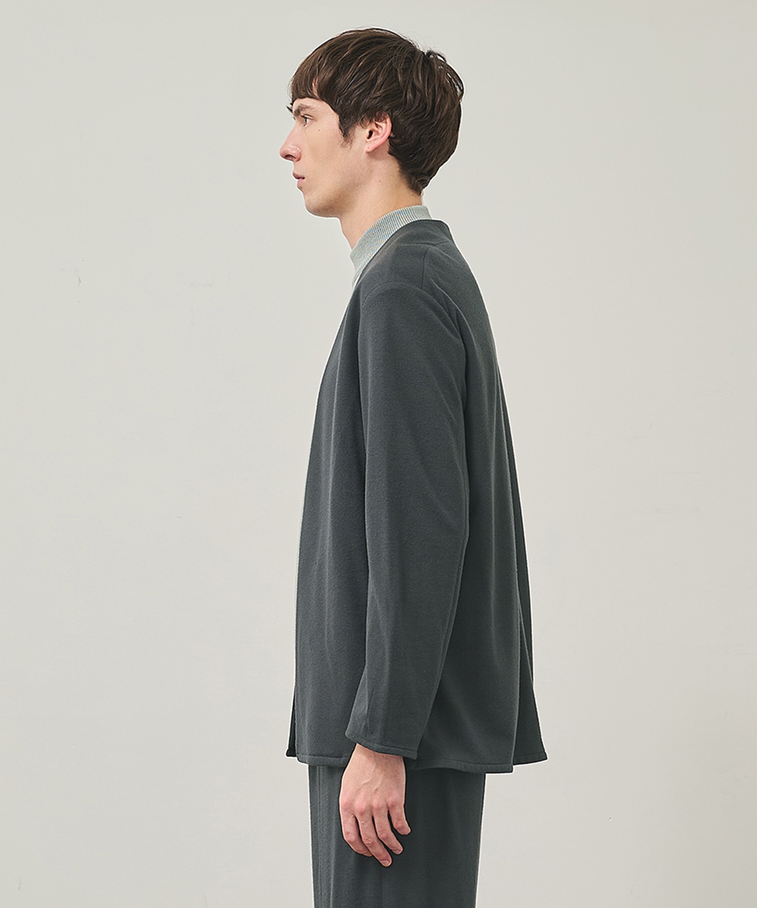 S140 WOOL WORM AIR CARDIGAN STUDIOUS