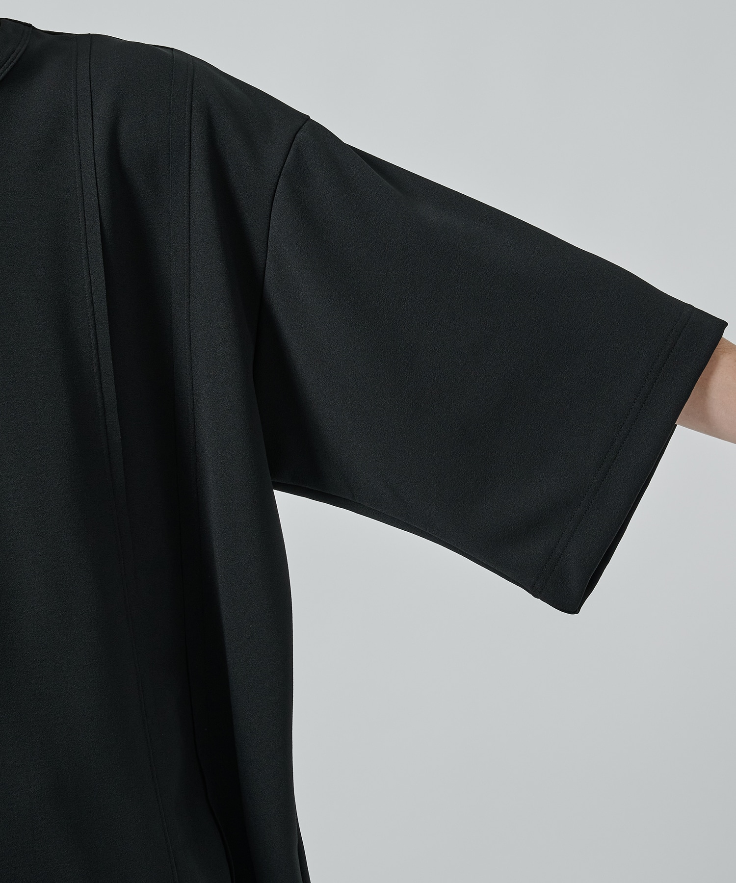 OVERSIZED TEE SHAREEF