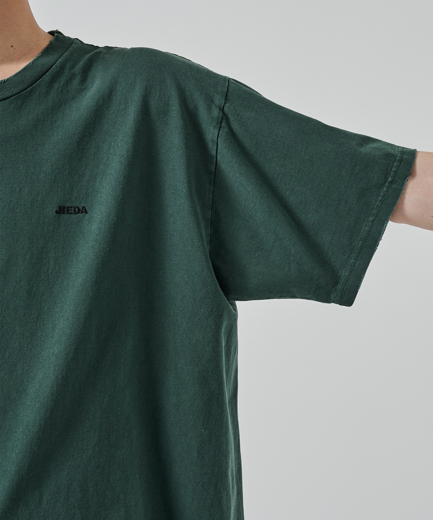 DAMAGE PIGMENT LOGO TEE JieDa