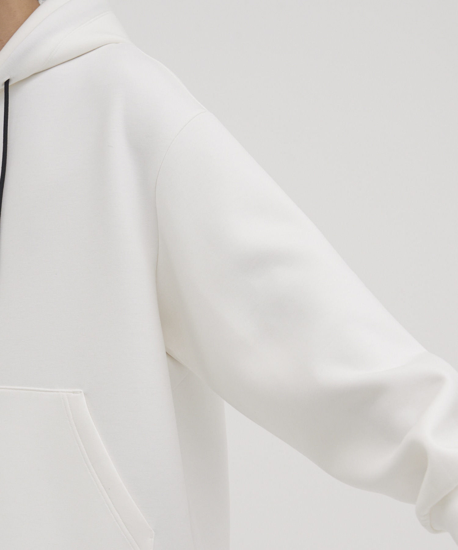 CULLNI Logo Embroidery Hoodie CULLNI