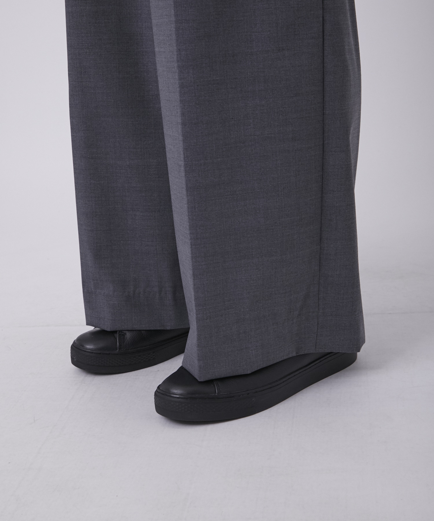 DOUBLE TUCK WIDE TROUSERS MASU