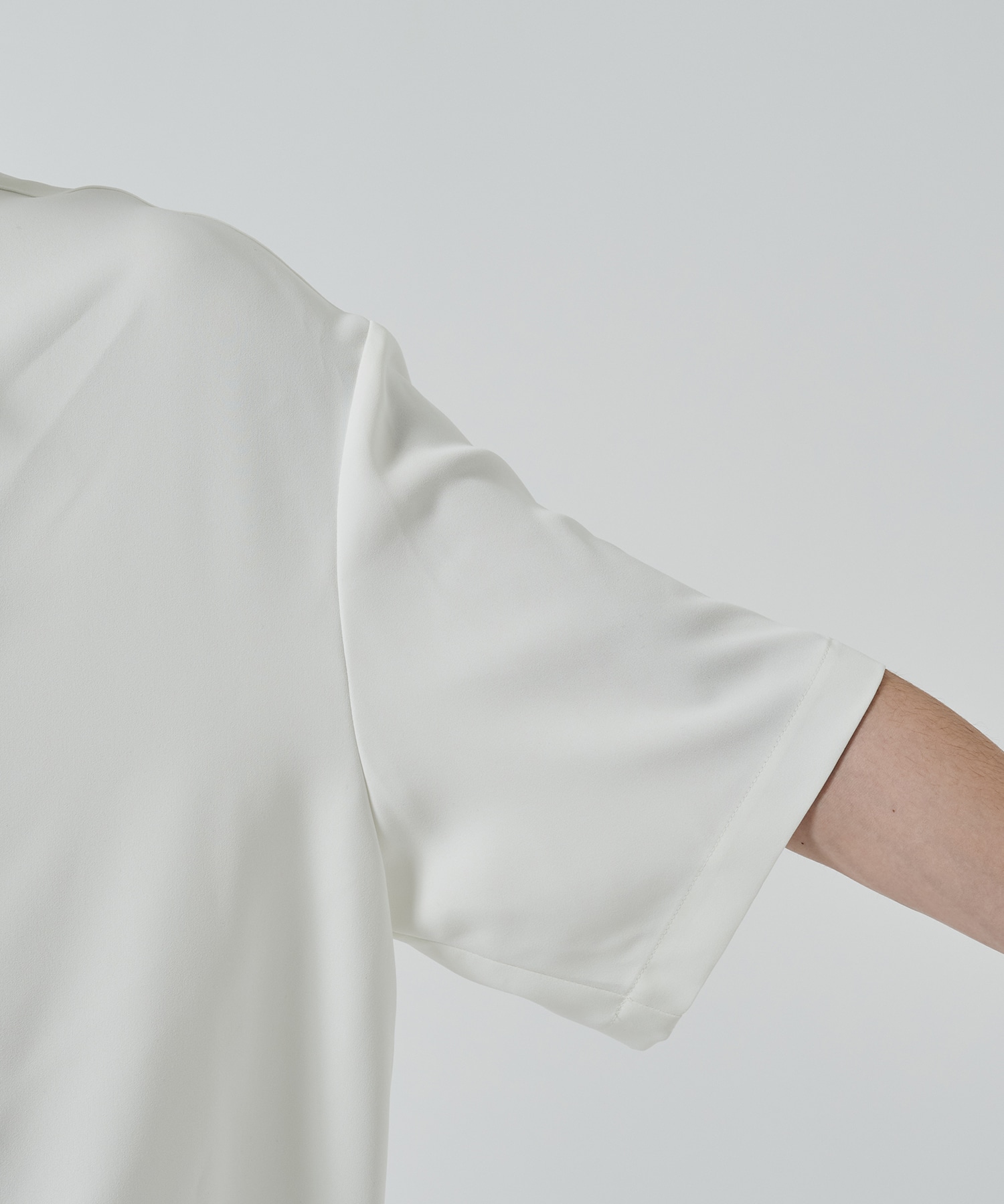 Double Satin Bow Tie Short Sleeve Shirt CULLNI