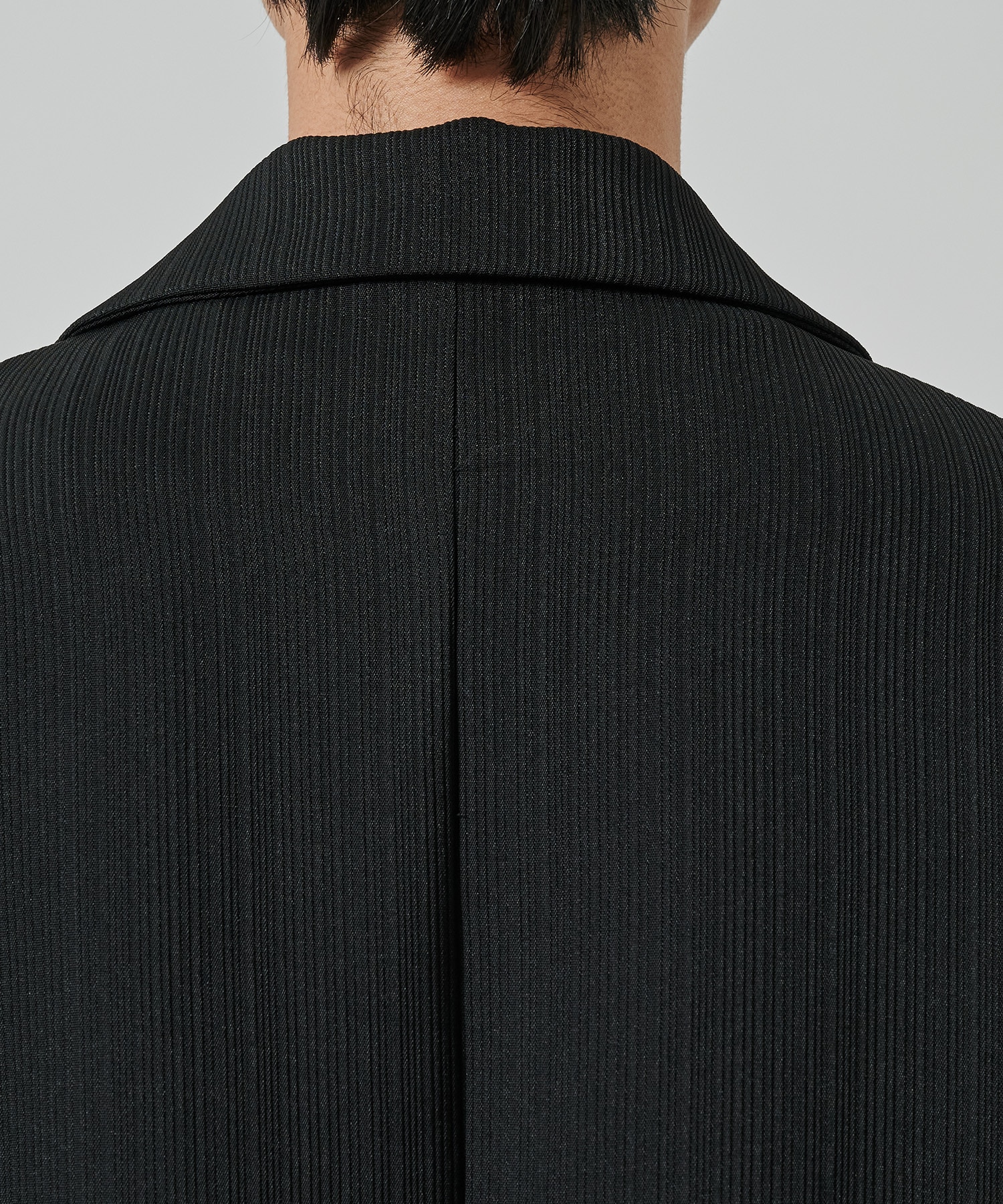 PLEATS HALF SLEEVE JACKET STUDIOUS