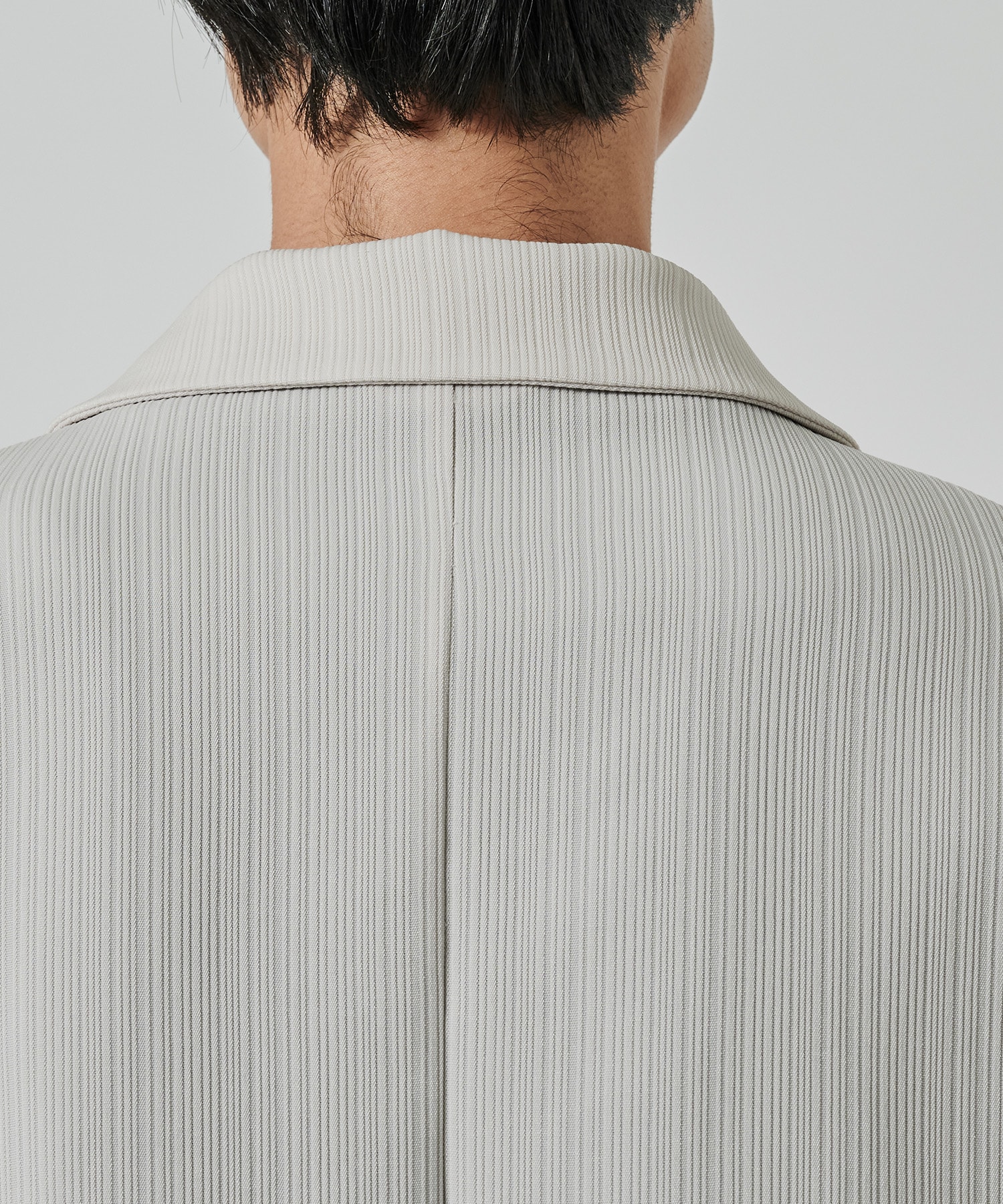 PLEATS HALF SLEEVE JACKET STUDIOUS