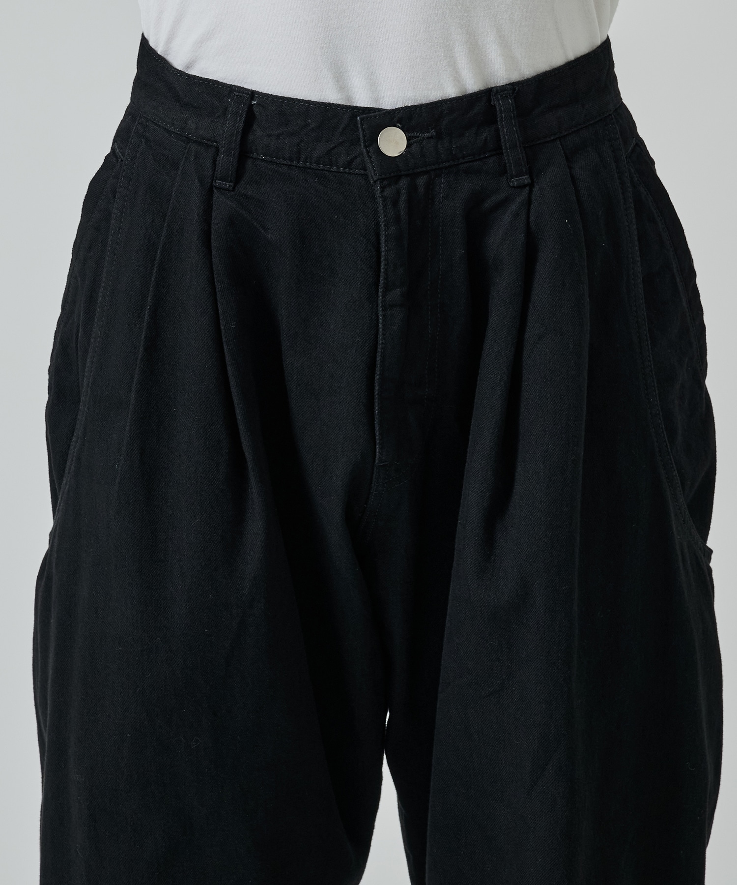別注 CURVED LEG UTILITY TROUSERS NVRFRGT