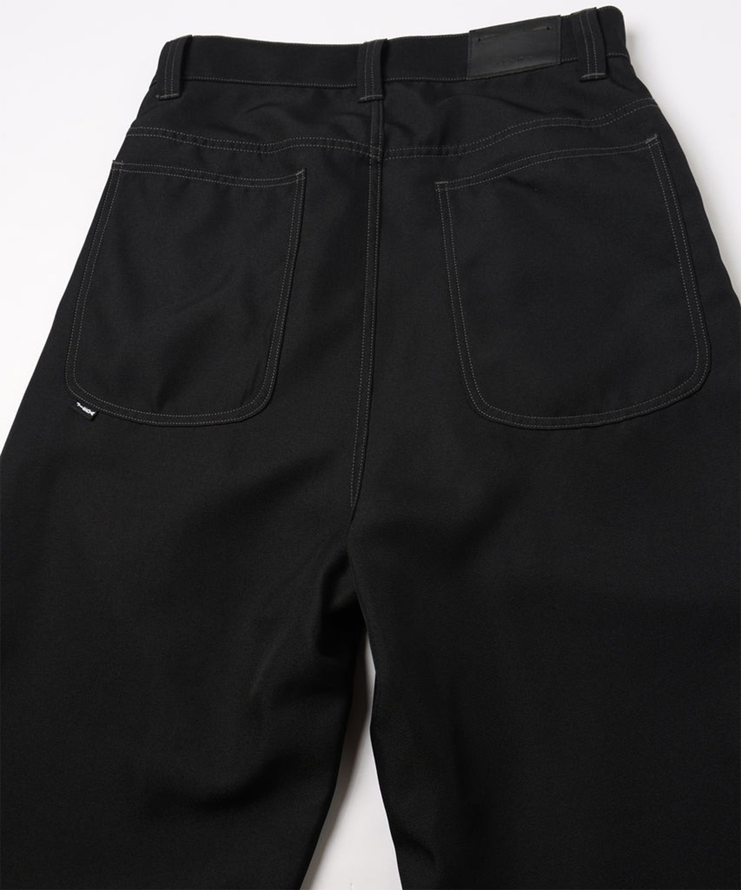 WIDE ONE TUCK STRAIGHT PANTS JieDa