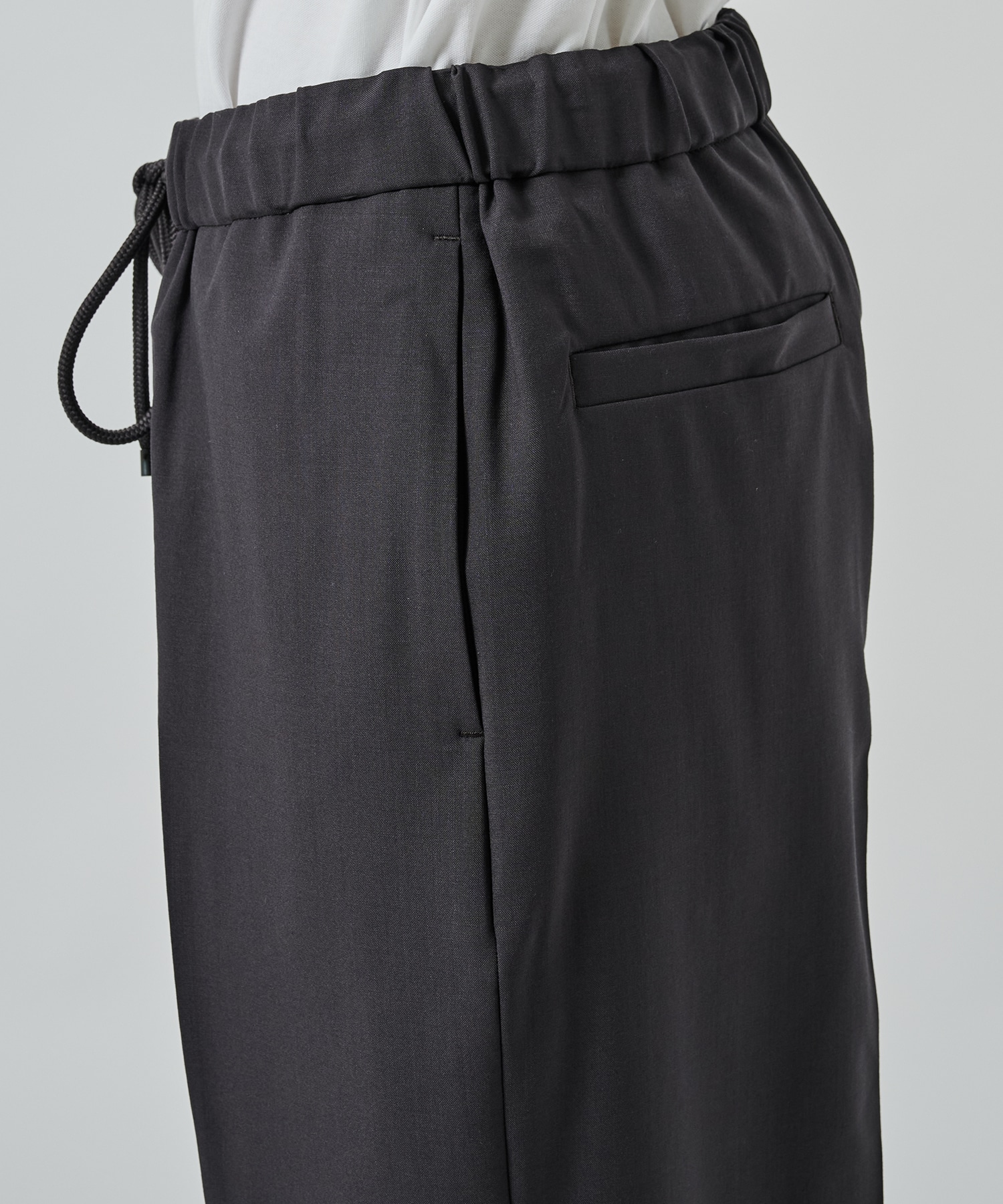 FLAT TAPERED EASY SHORTS MARKAWARE/marka