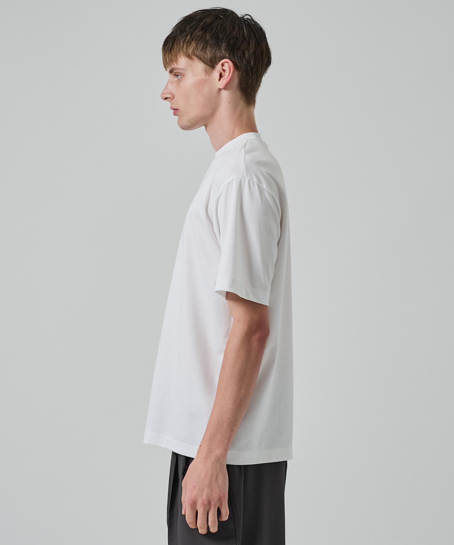 32G ロイヤルクール レギュラーTシャツ STUDIOUS