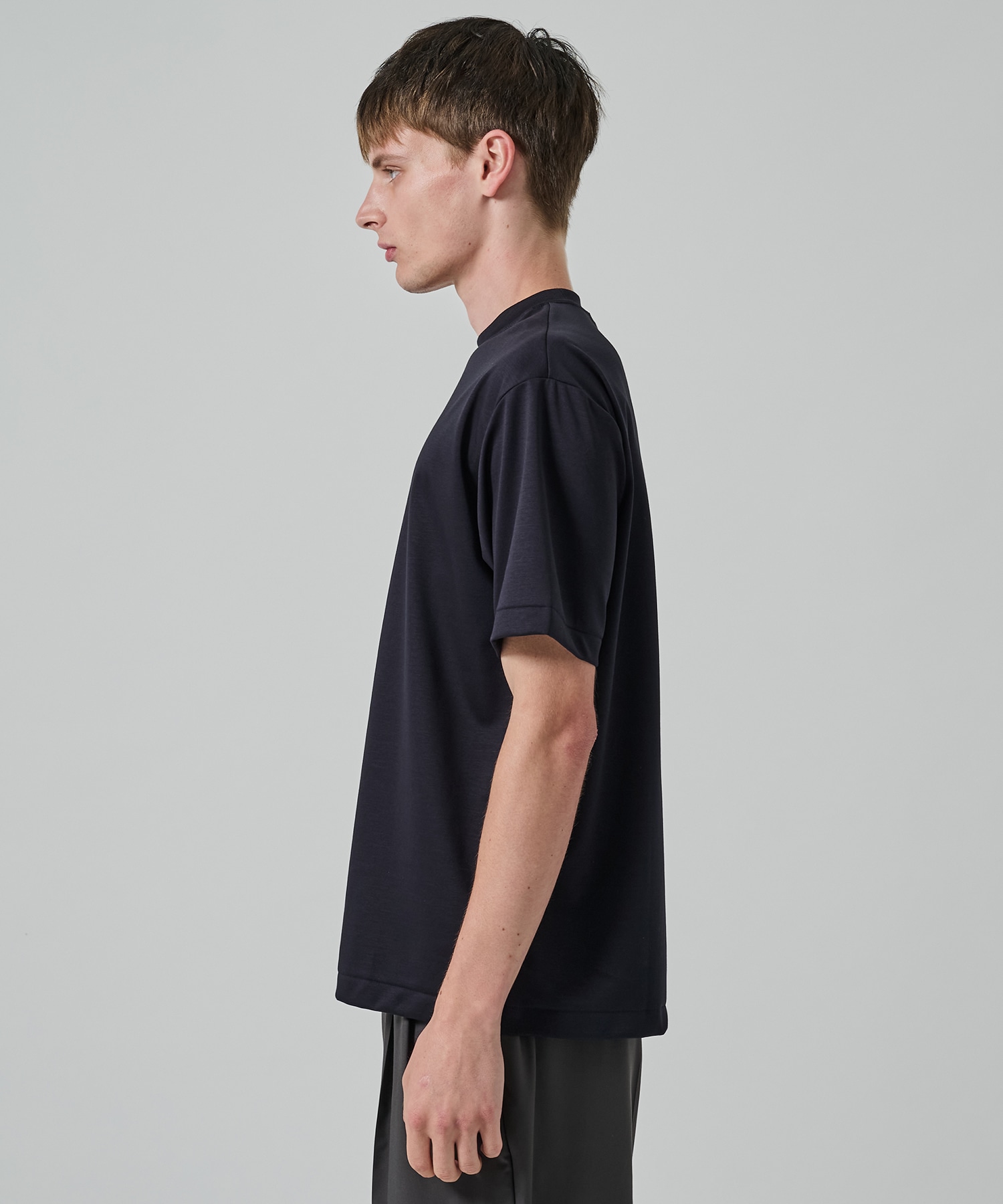 32G ロイヤルクール レギュラーTシャツ STUDIOUS