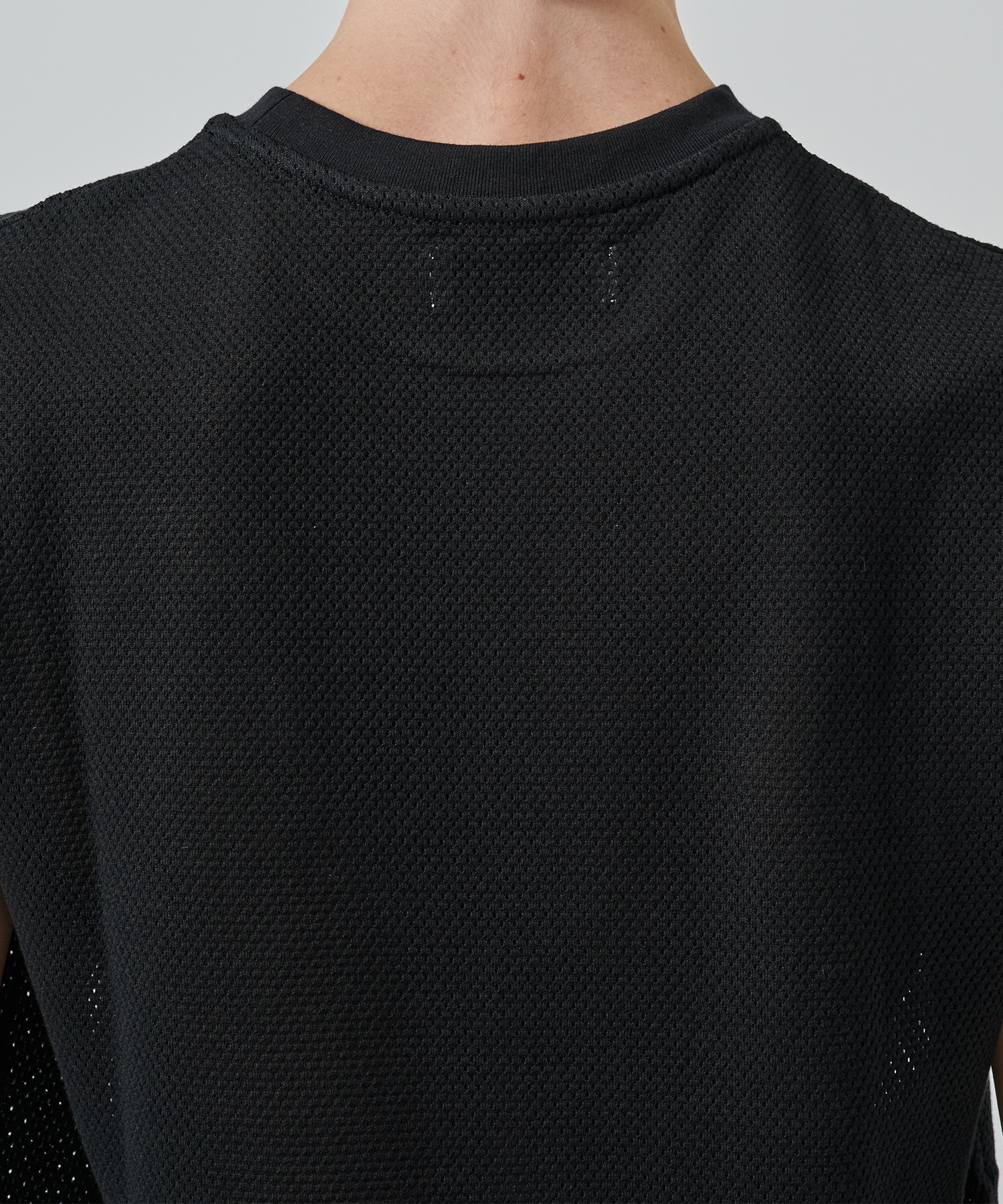 MESH SLEEVELESS TEE MARKAWARE/marka
