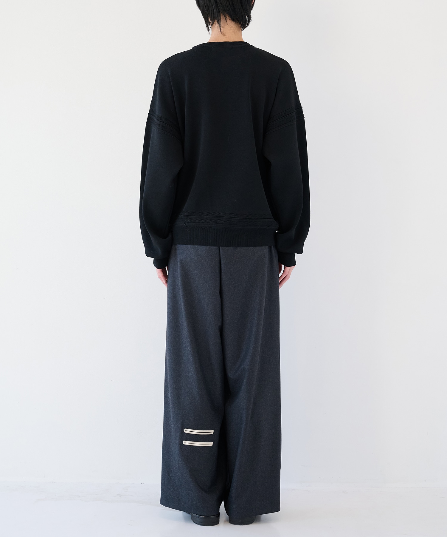 ラインクルーネックニット WRAPINKNOT