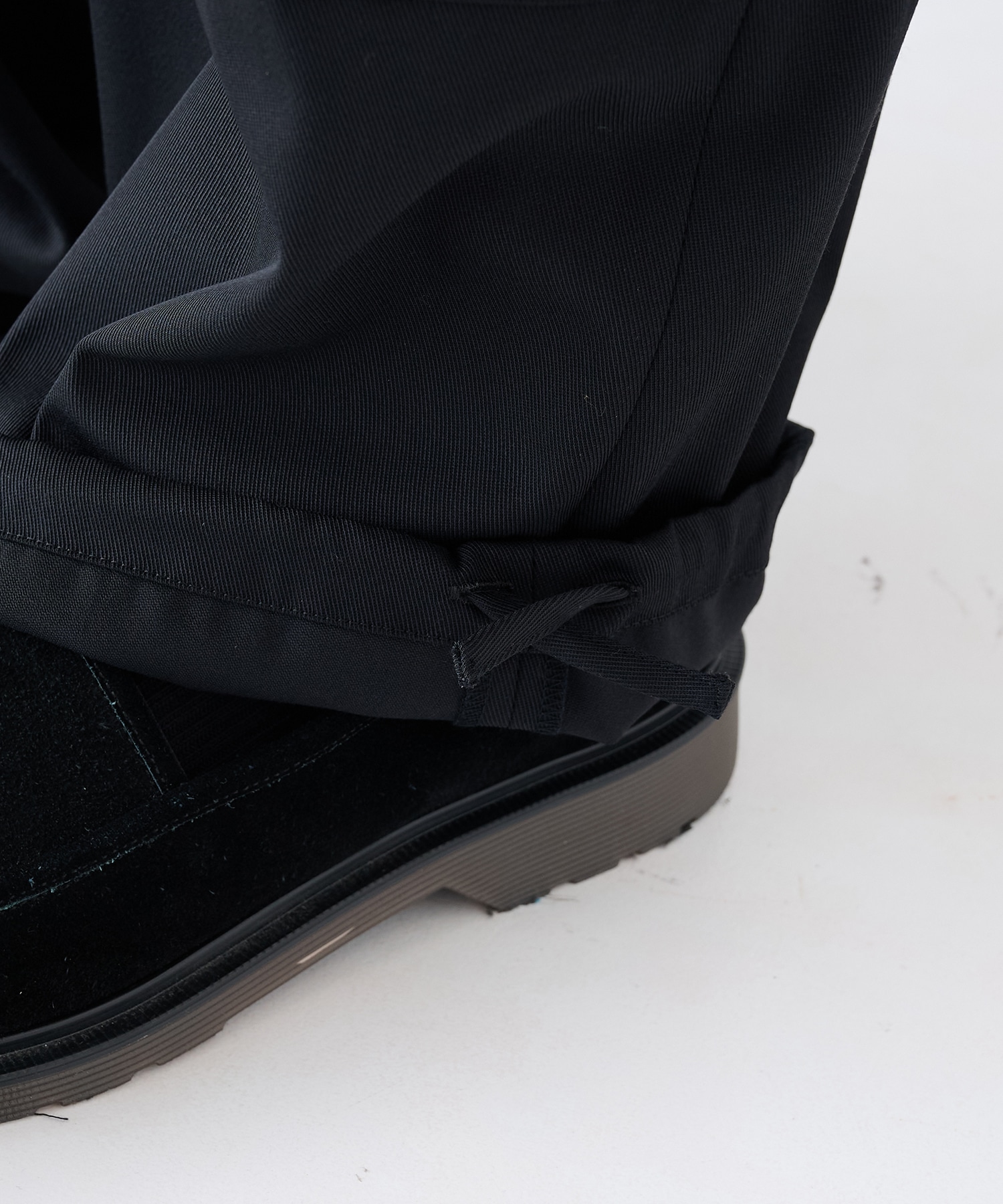 TWO TUCKS WIDE CARGO PANTS IRENISA