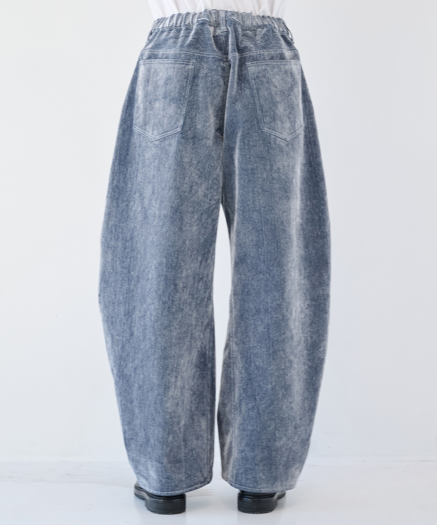 FLOCKY DENIM STUDIOUS