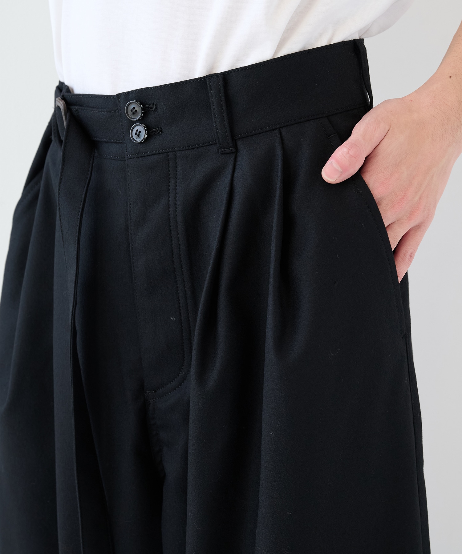 2/72強圧縮フラノ　ワイドパンツ SHAREEF