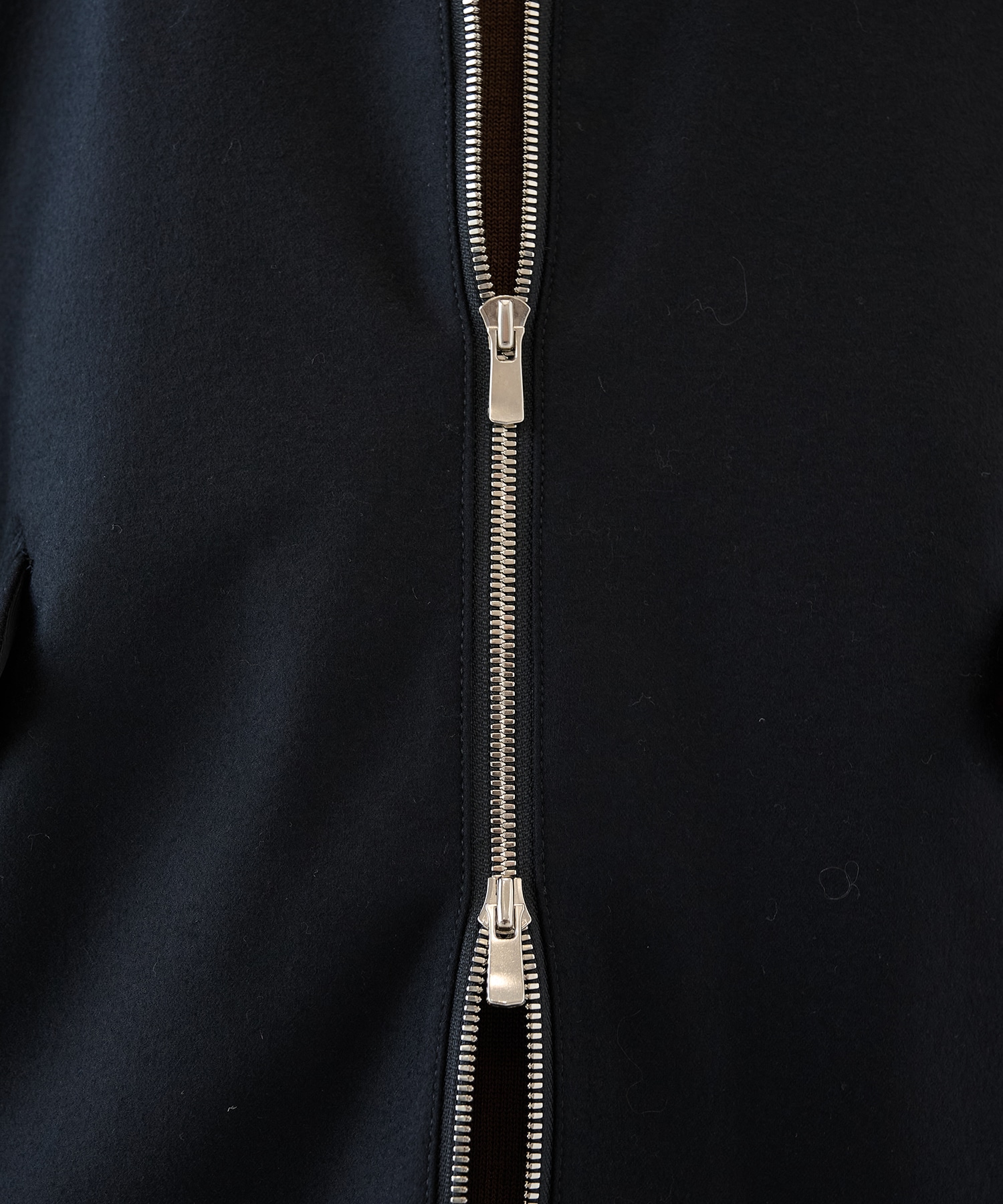 2/72強圧縮フラノ　ブルゾン SHAREEF