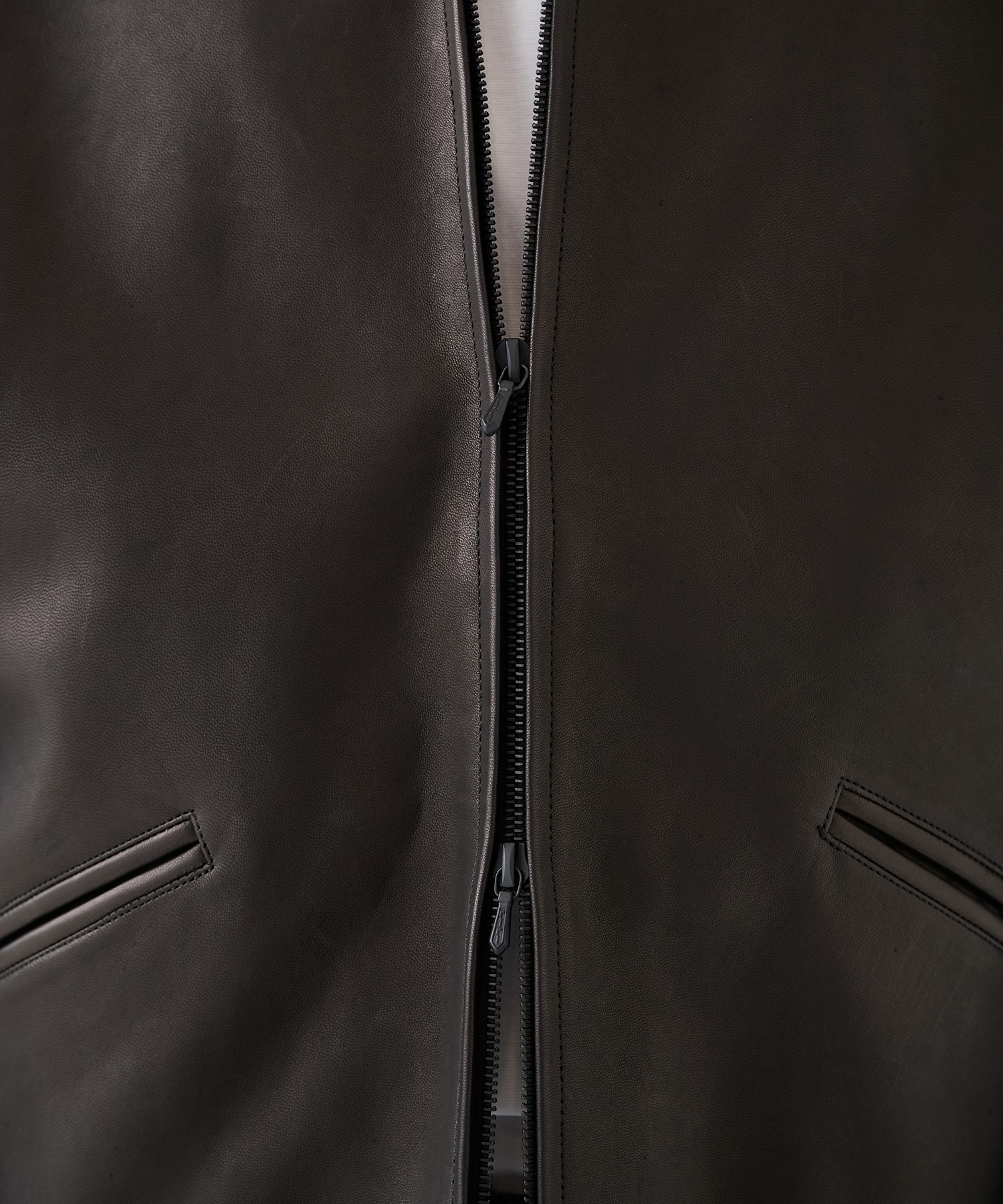 Lamb Leather Zip Short Jacket blurhms