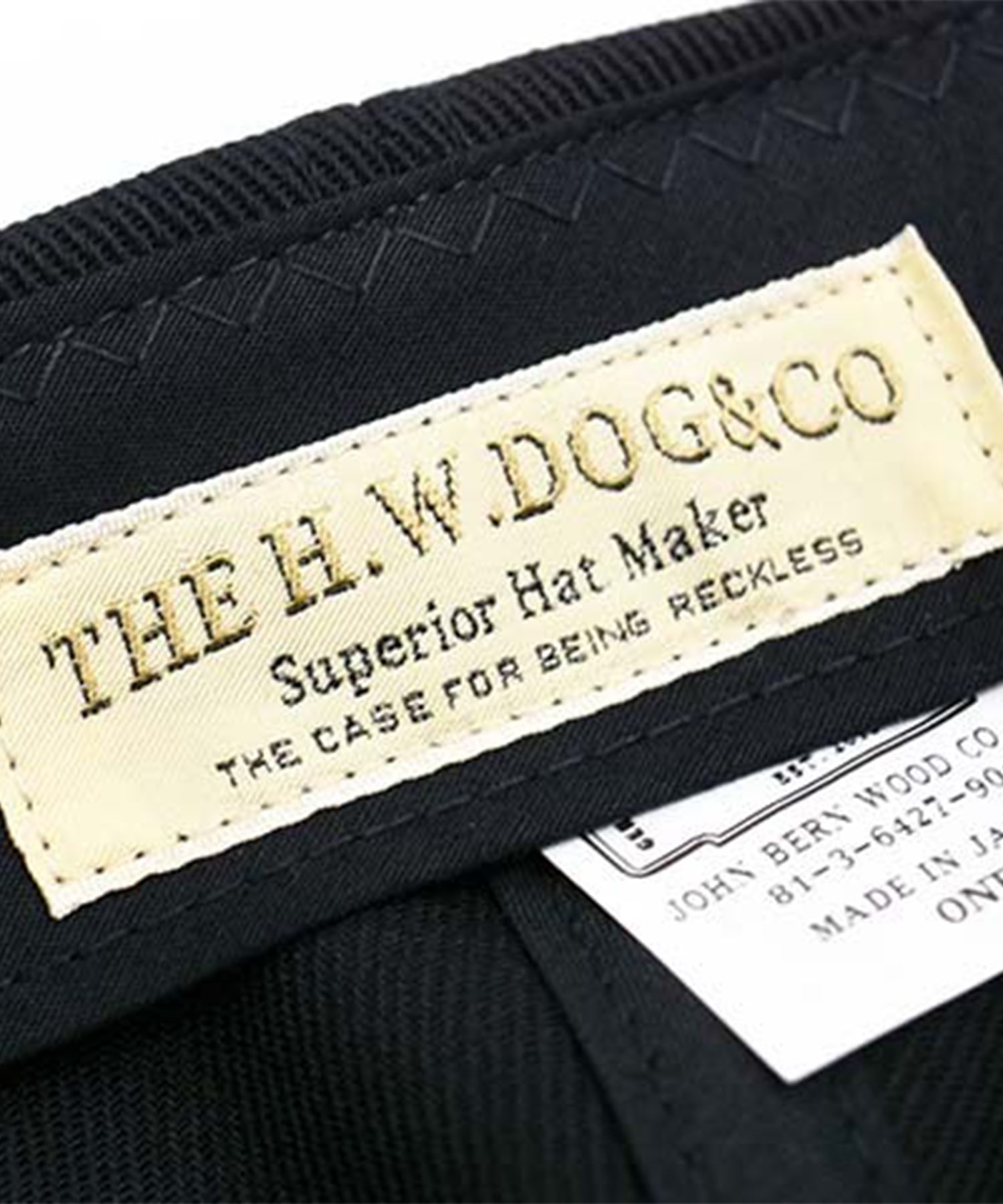 EMBROIDERY ON PRINT CAP THE H.W. DOG&CO