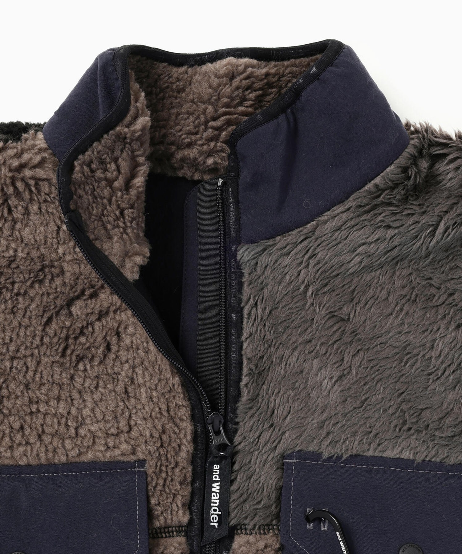 Mix boa jacket and wander