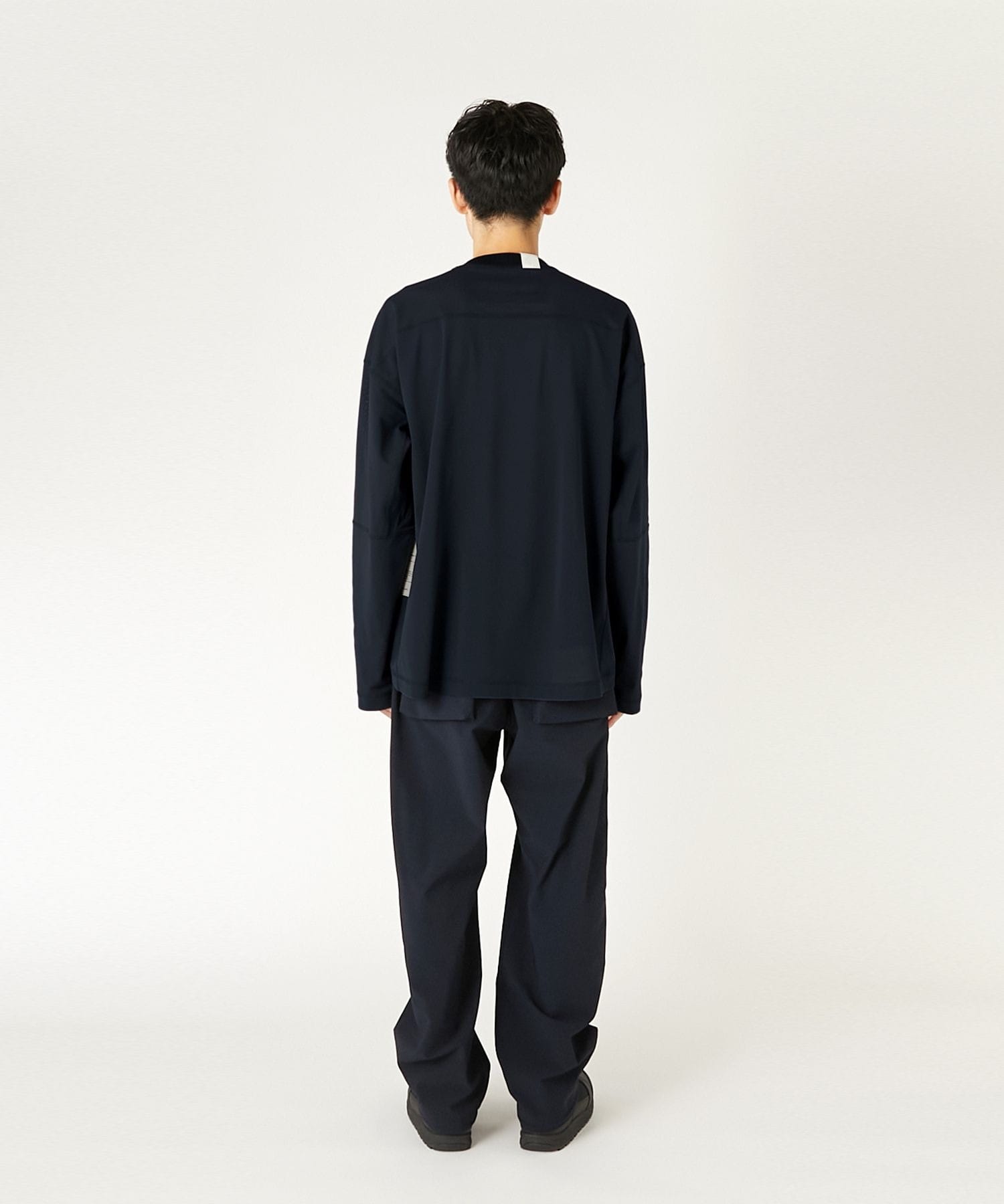 9261-CS02-006 PANELLED L/S T-SHIRT N.HOOLYWOOD