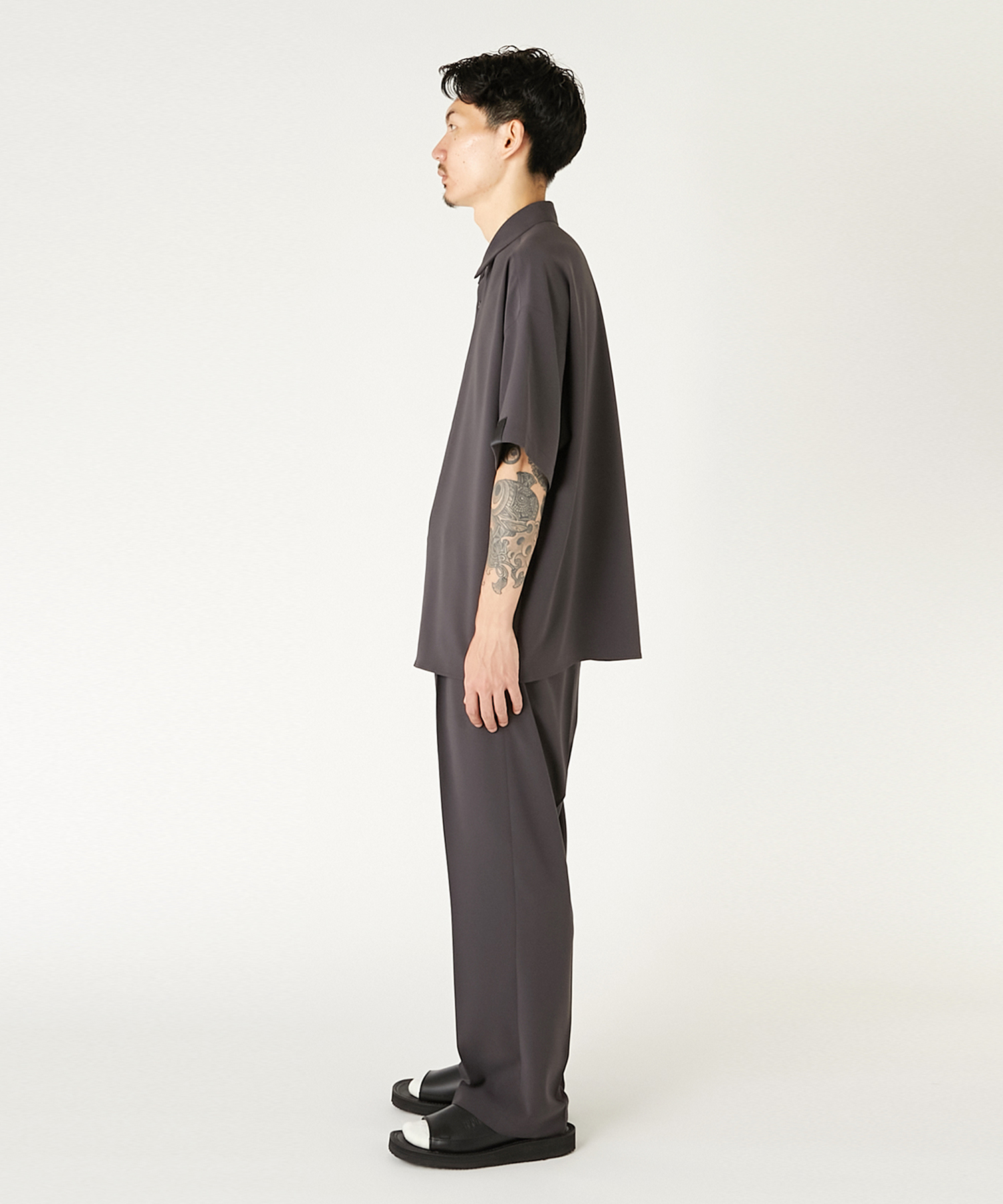 2261-SH55-011 S/S SHIRT N.HOOLYWOOD