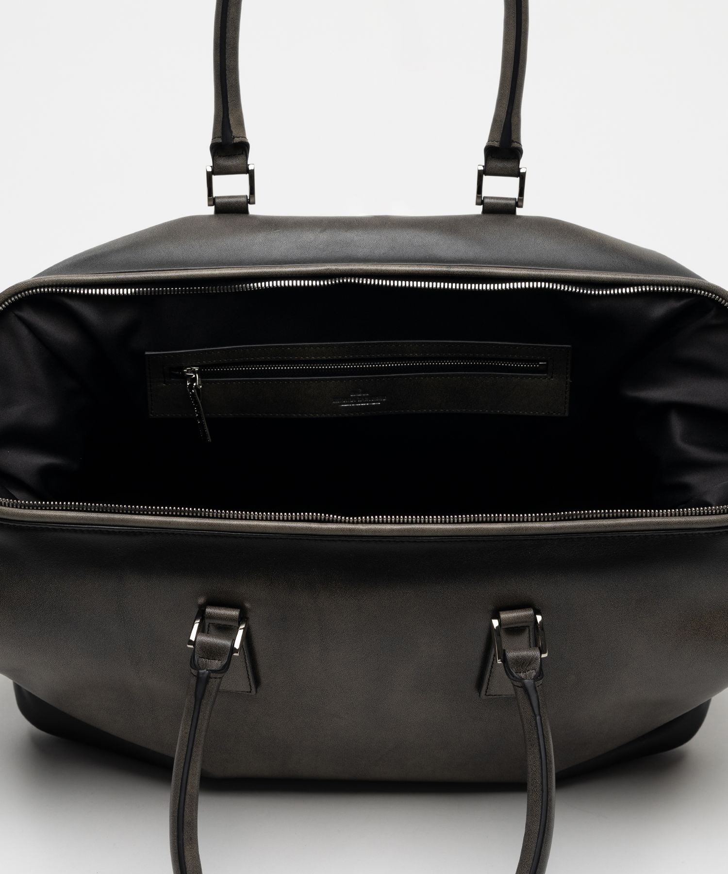 A17BG714 BAG Maison MIHARA YASUHIRO