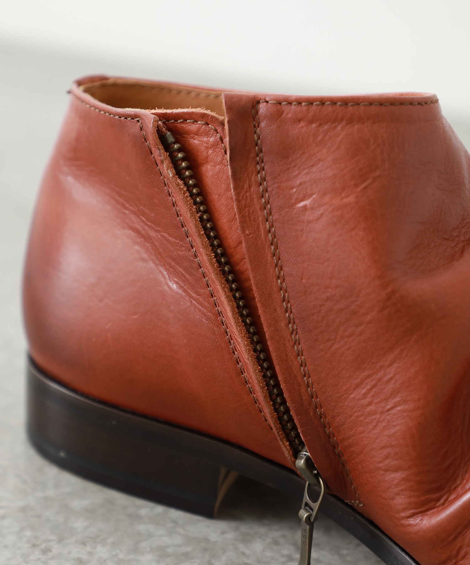 SHORT SIDE ZIP BOOTS PADRONE