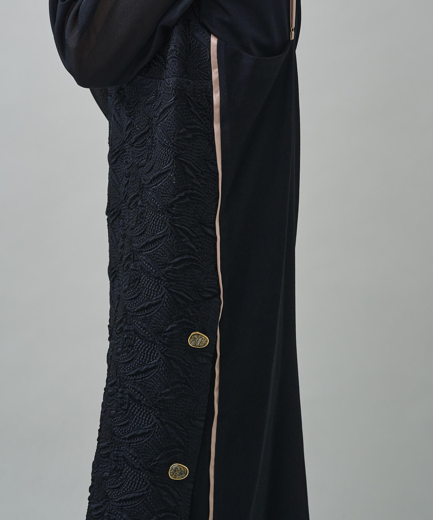 素晴らしい Thawing embroidery embroidery (Black) dress MURRAL