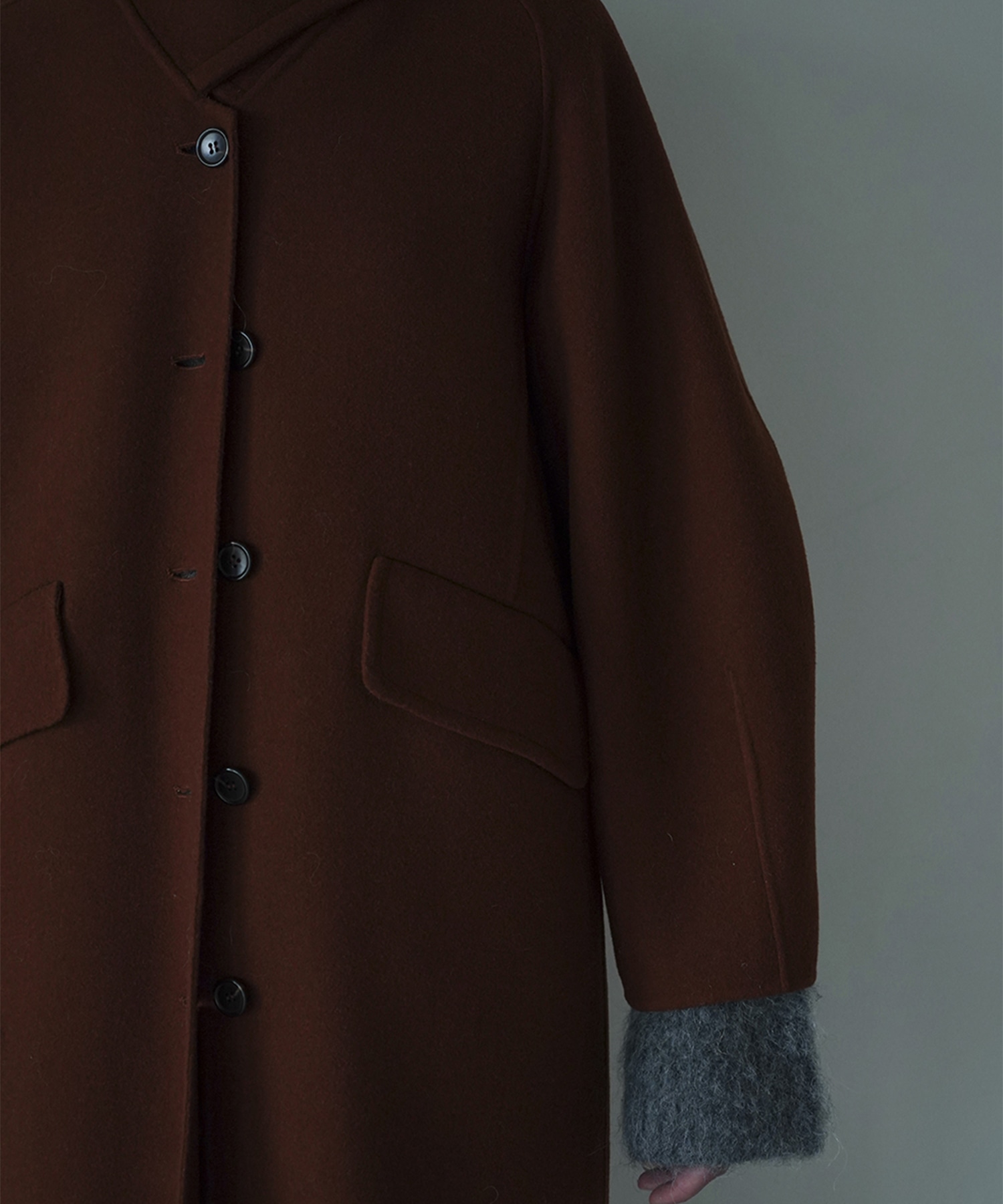 CLANE ARCH SLEEVE REVER COAT