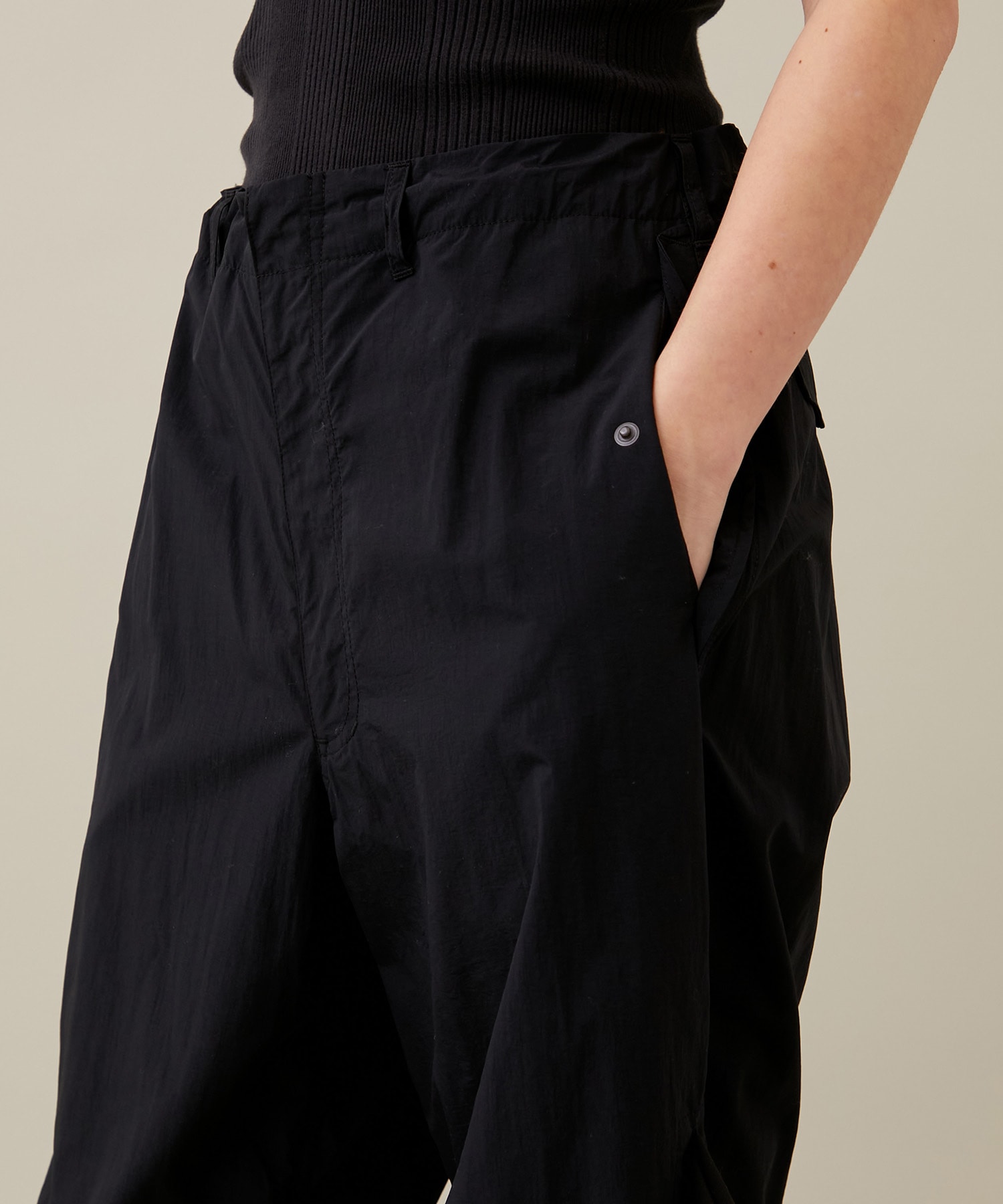 Recycling nylon parachute pants(1 BLACK): 08sircus: WOMENS