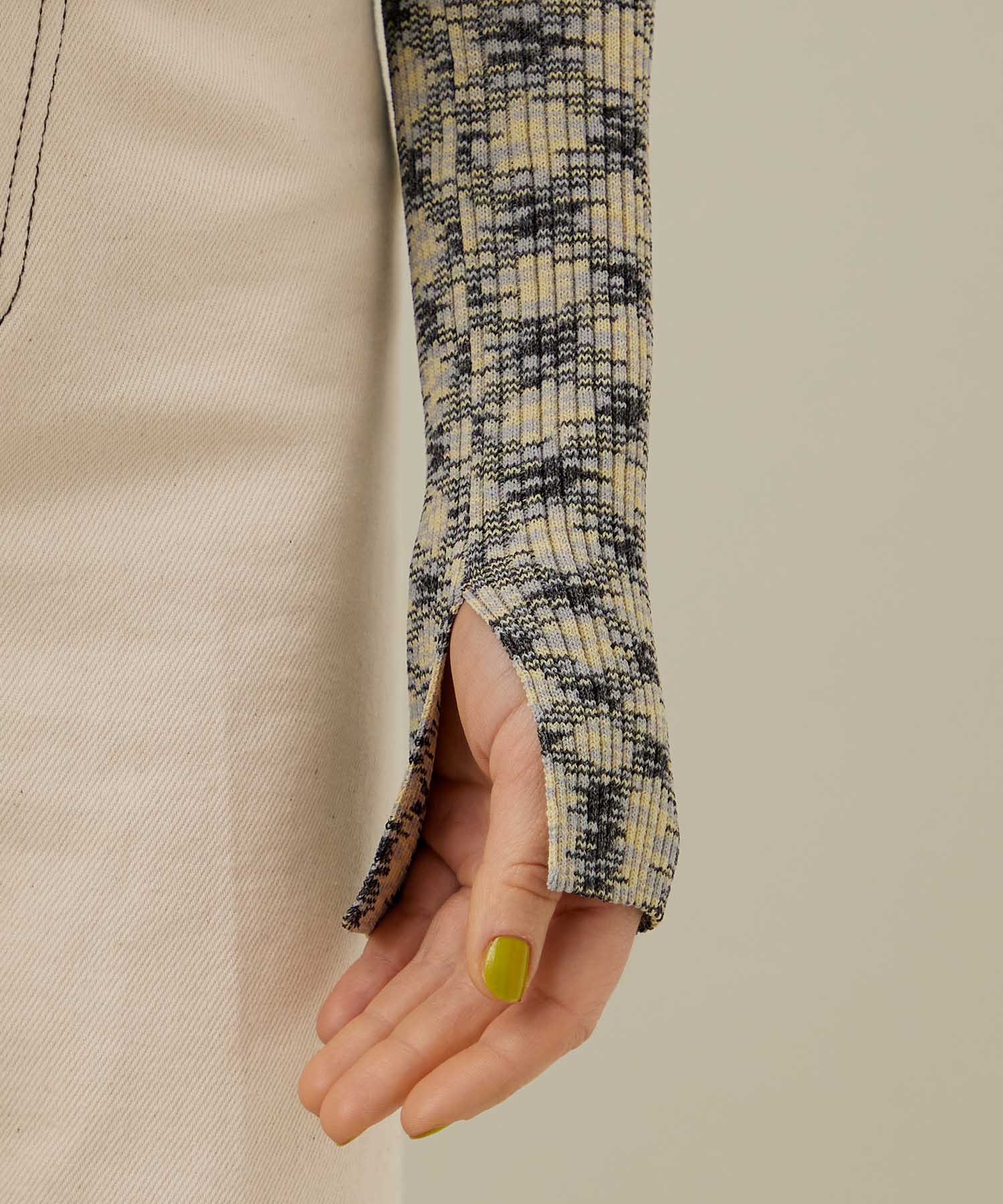 RIB KNIT LONG-SLEEVE TOP RIB KNIT LONG-SLEEVE TOP