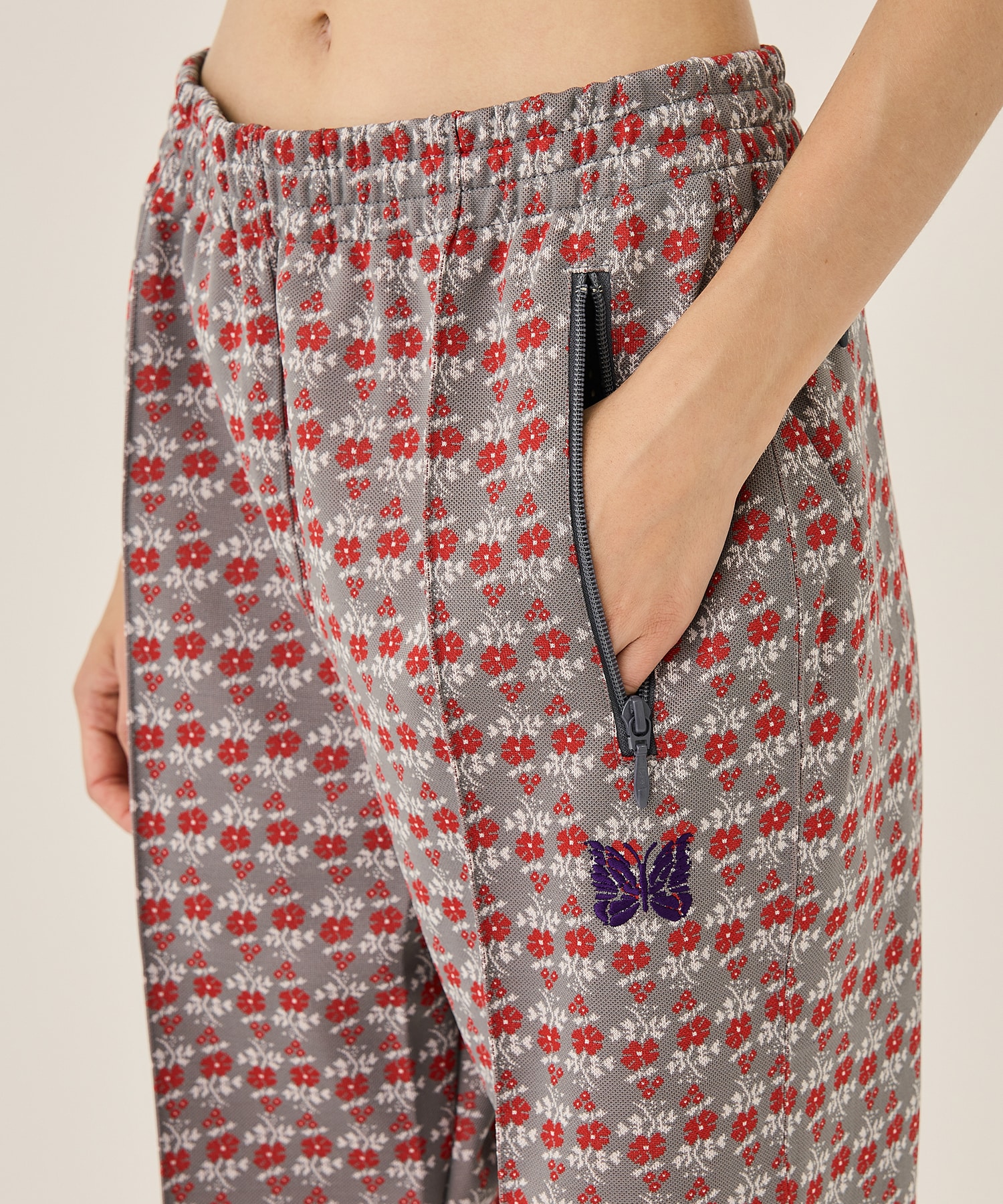 Track Pant - Poly Jq.(XS RED): Needles: WOMENS｜ STUDIOUS ONLINE