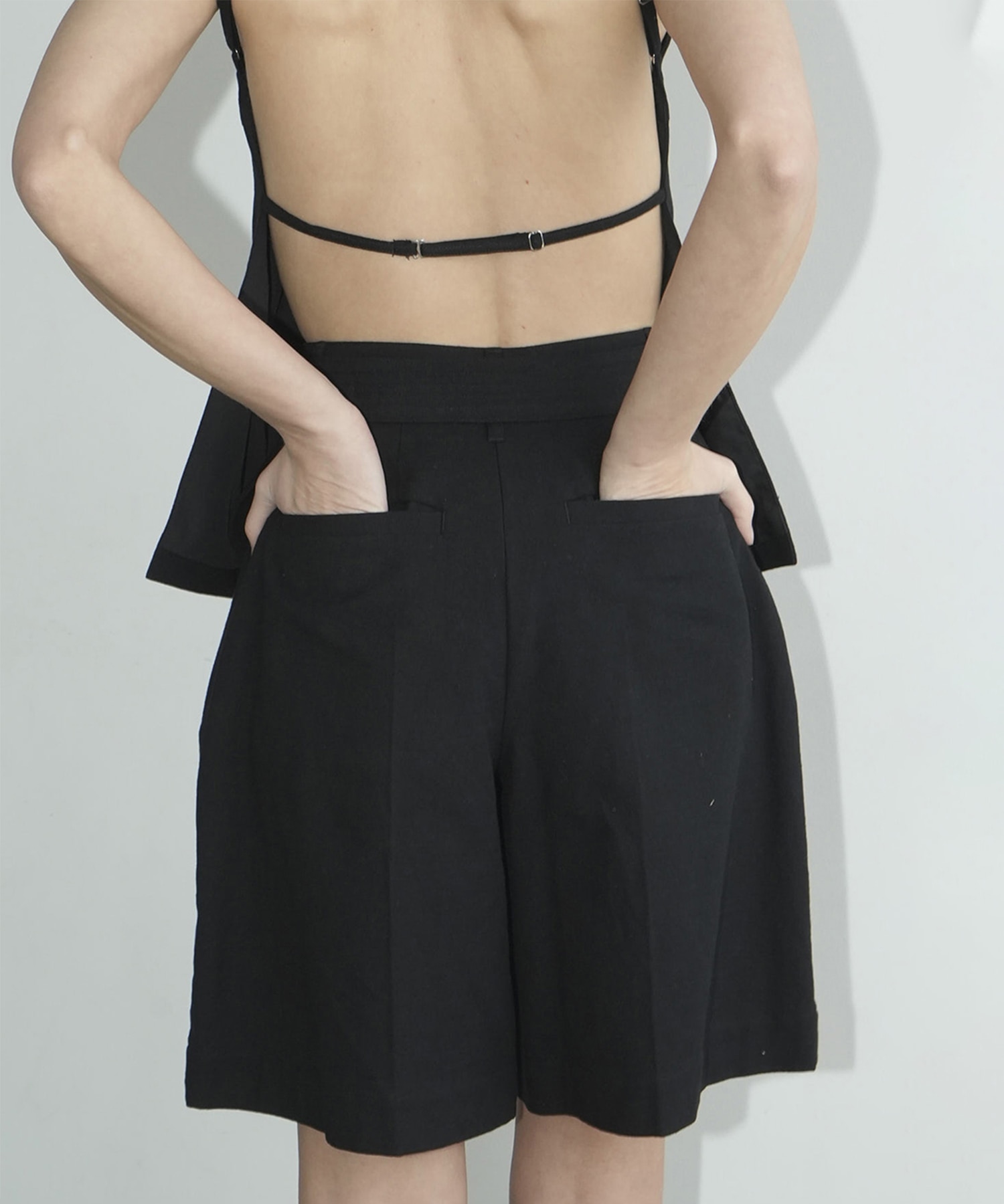 STITCH BELT HALF PANTS CLANE