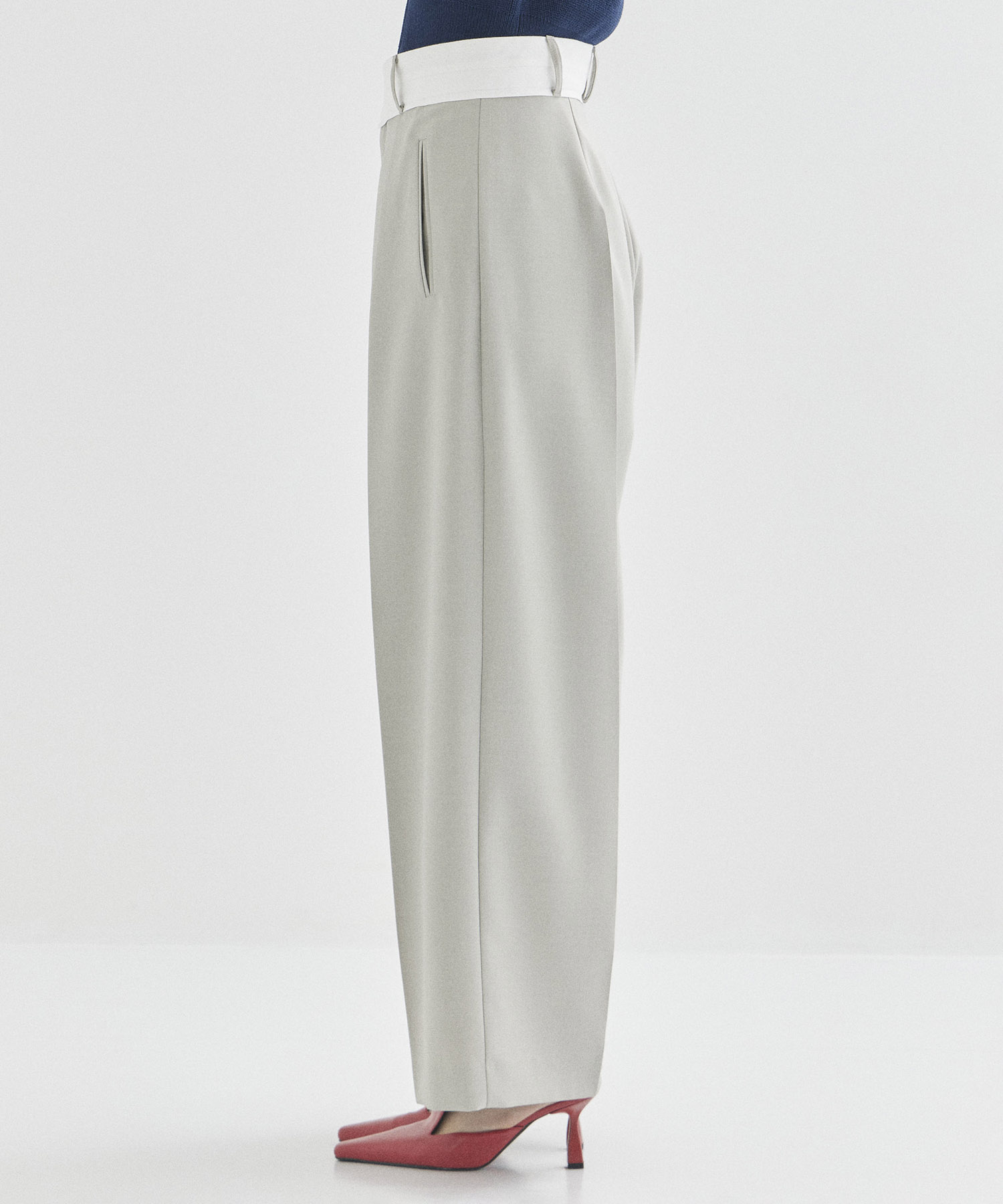 Asymmetric Front Trousers STUDIOUS