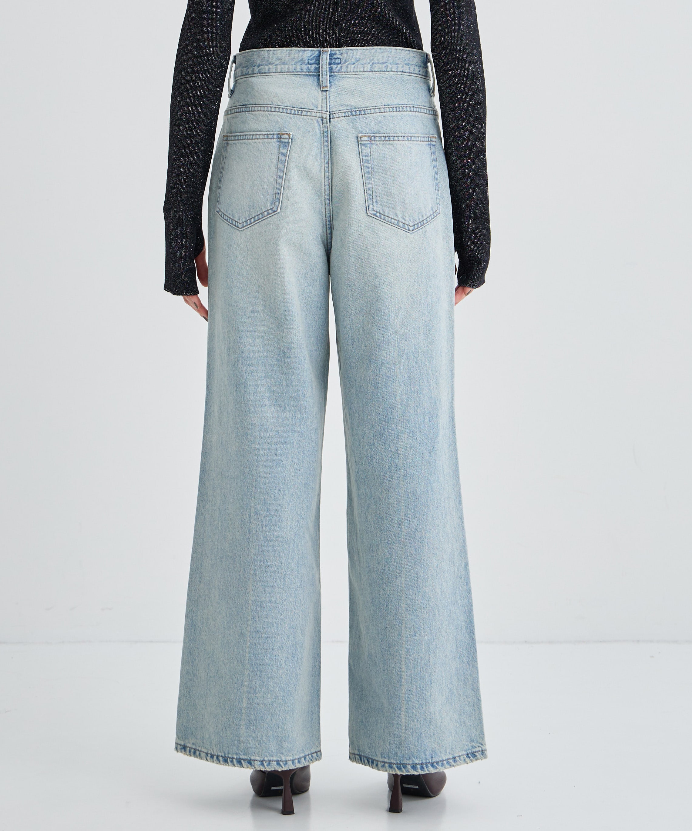 Straight Flare Jeans STUDIOUS